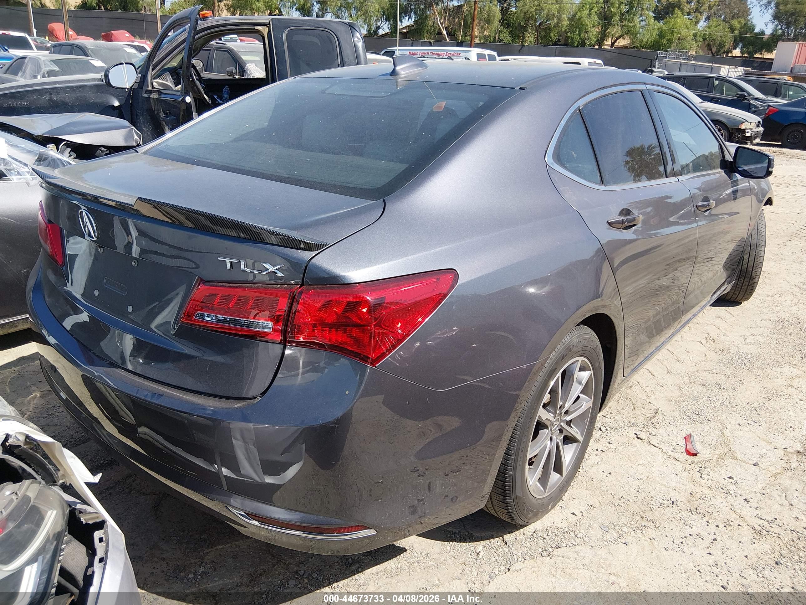 ACURA TLX image 4