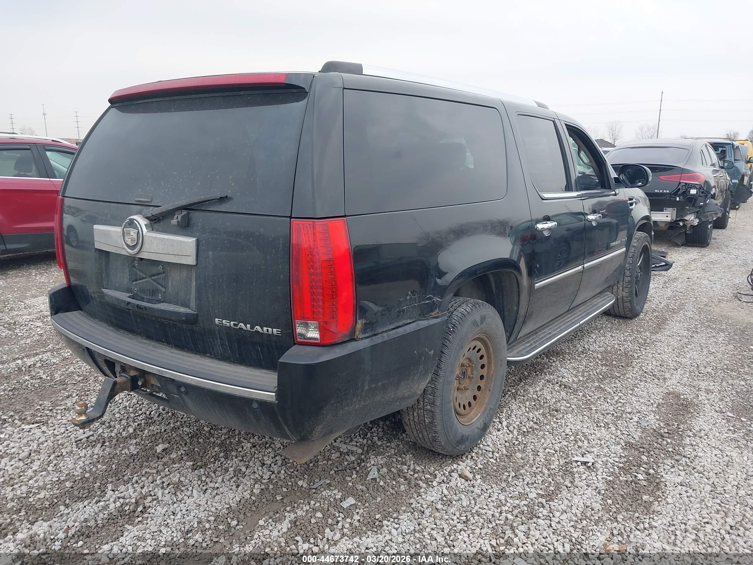 CADILLAC ESCALADE image 4