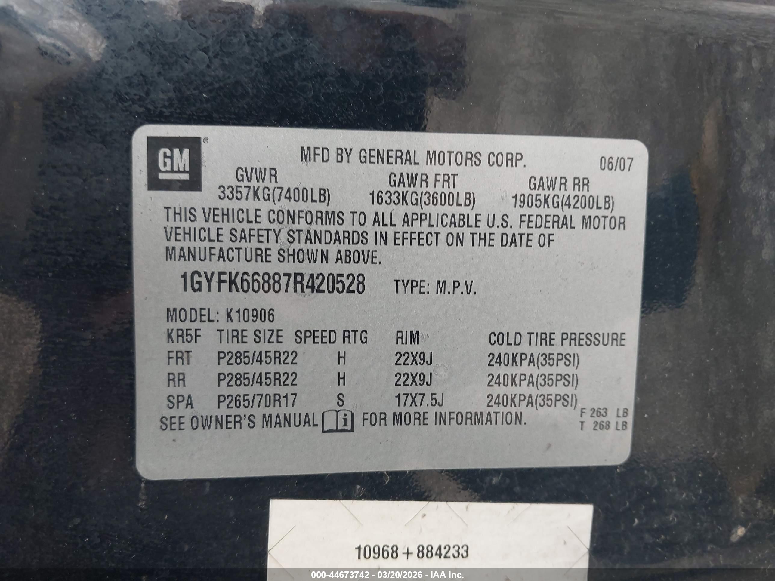 CADILLAC ESCALADE image 9