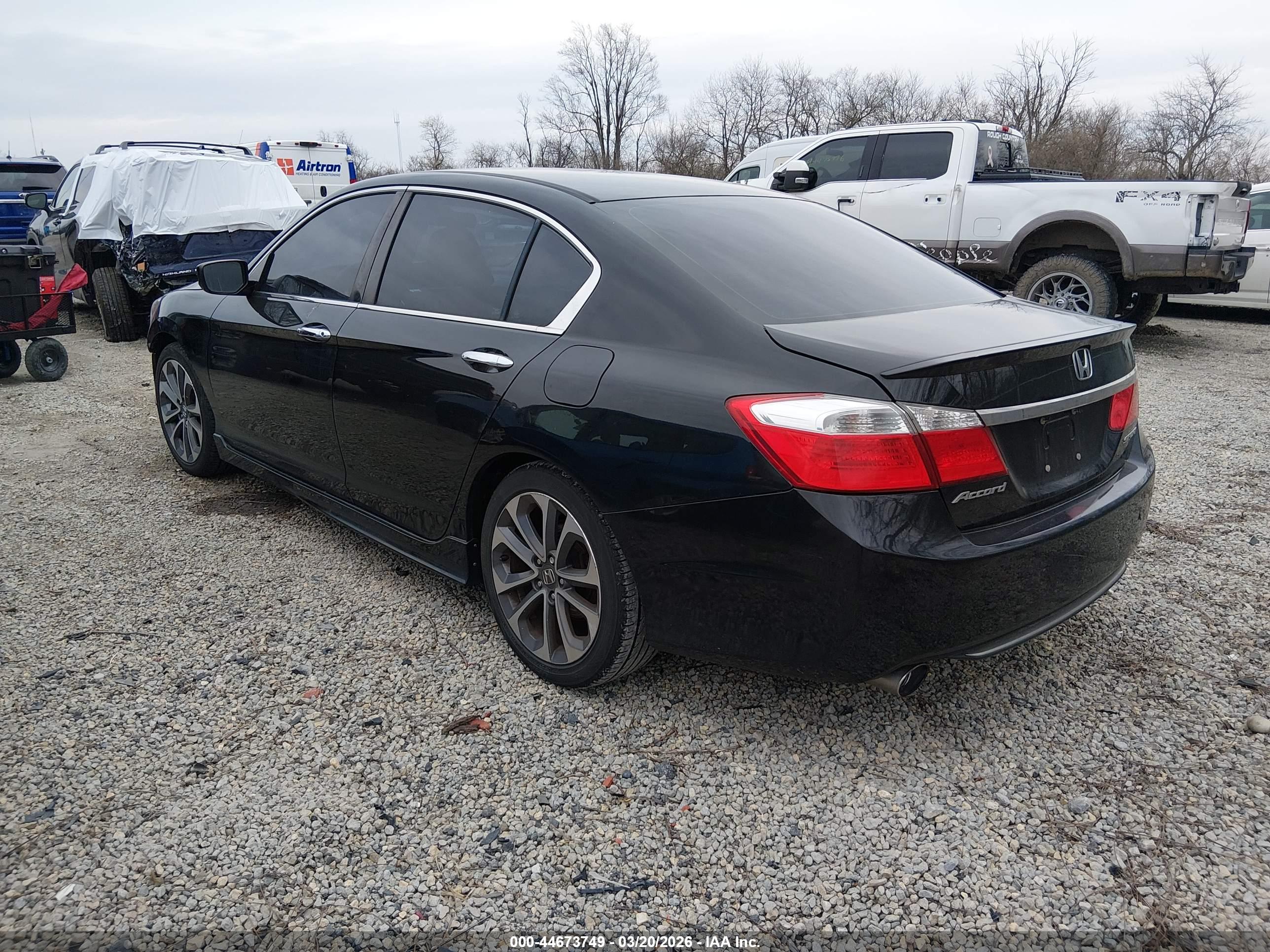 HONDA ACCORD image 3