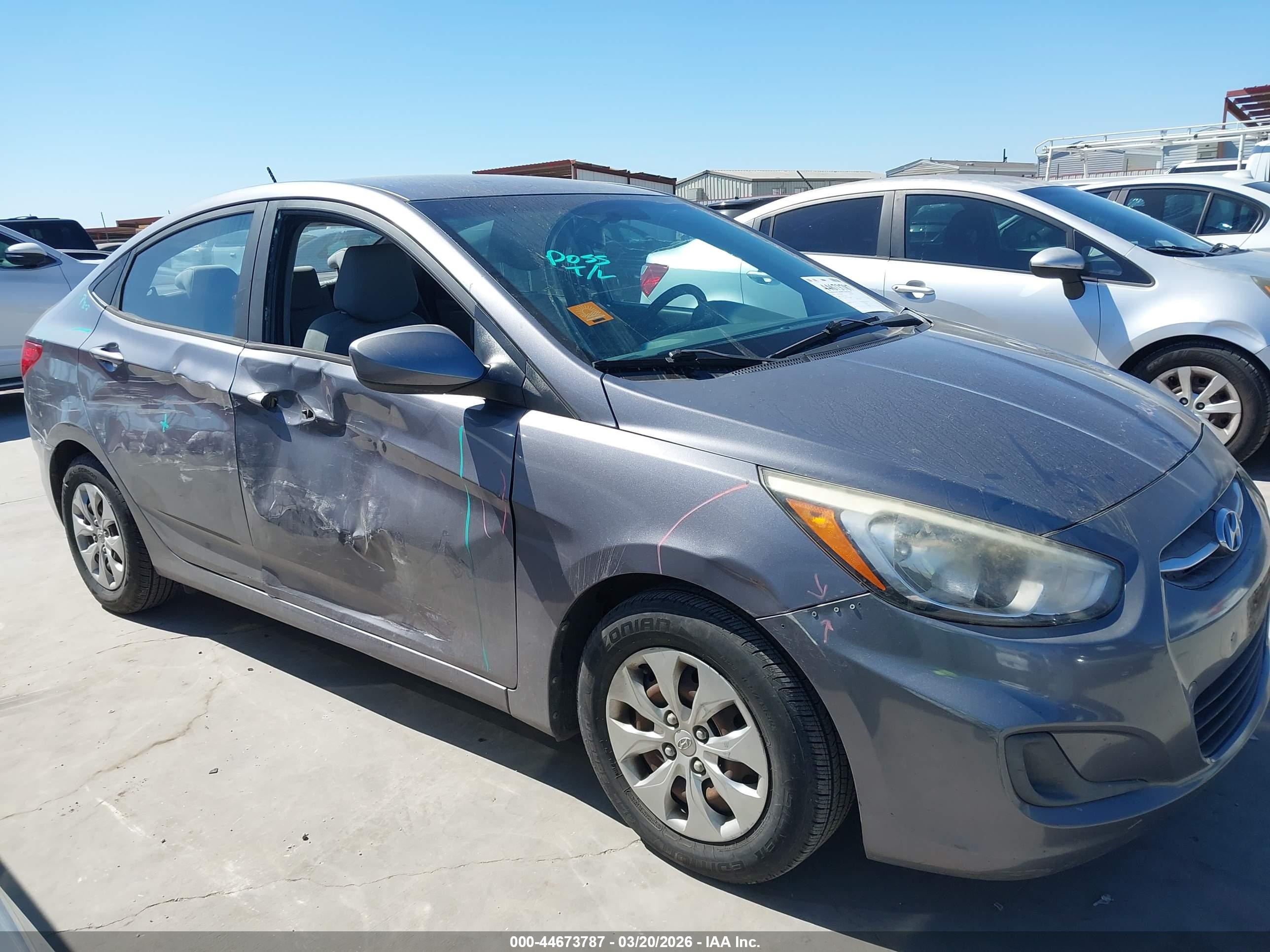 HYUNDAI ACCENT image 6