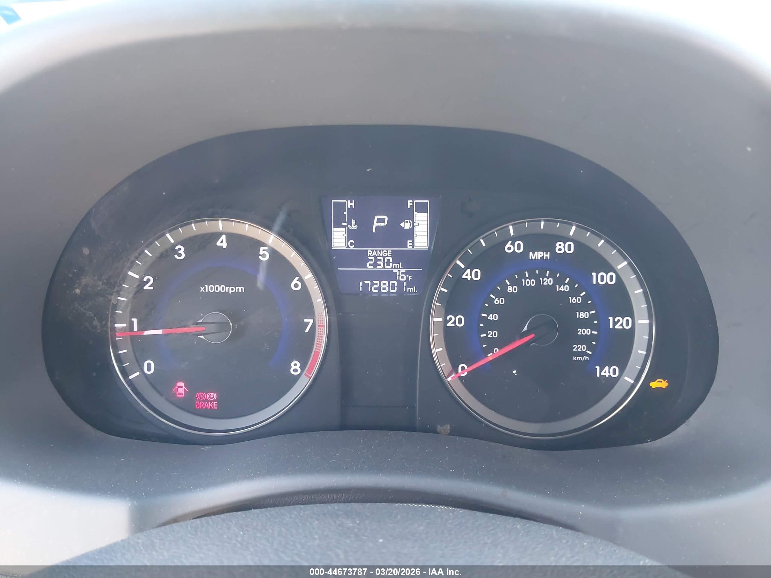 HYUNDAI ACCENT image 7