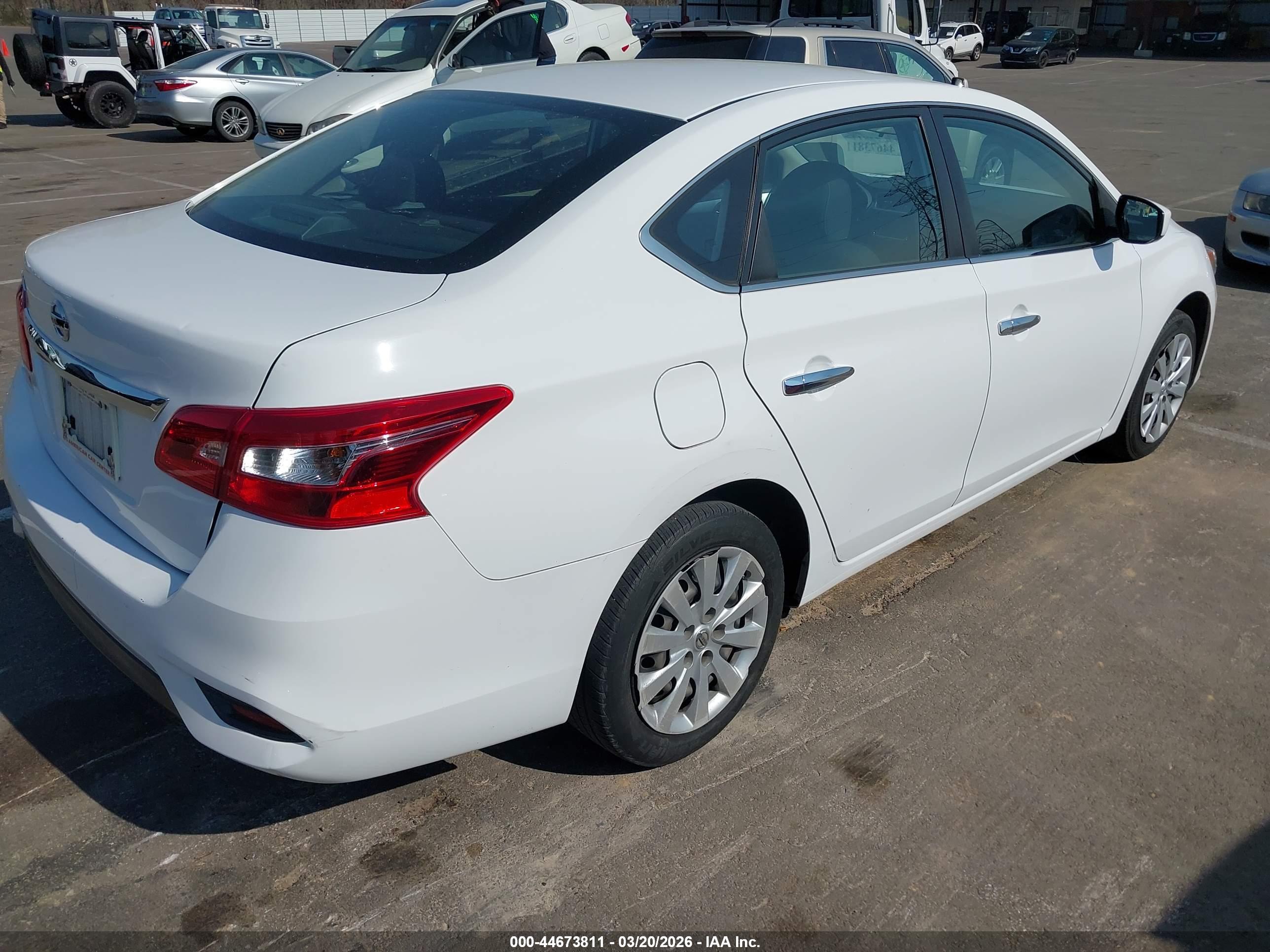 NISSAN SENTRA image 4