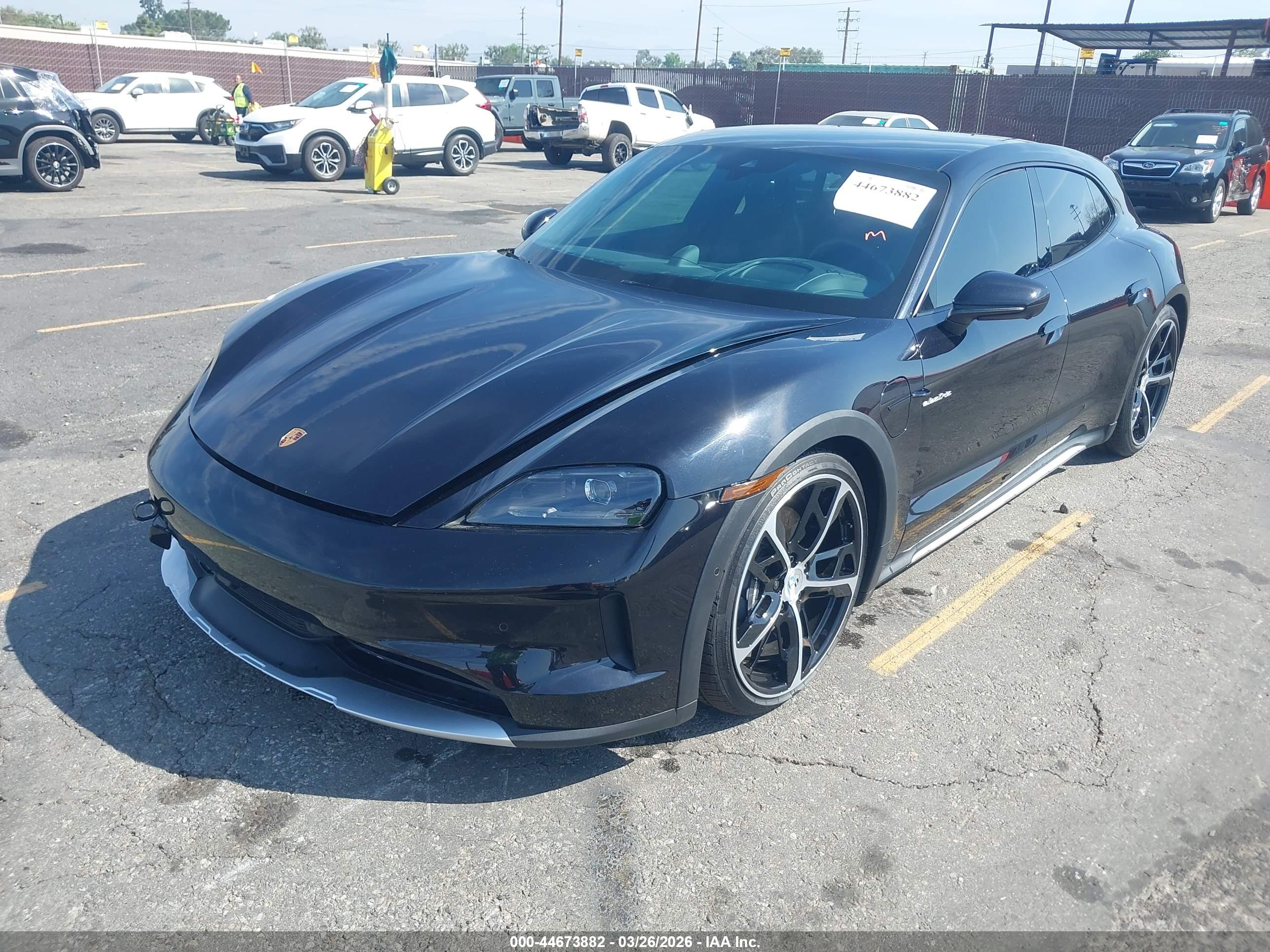 PORSCHE TAYCAN image 2