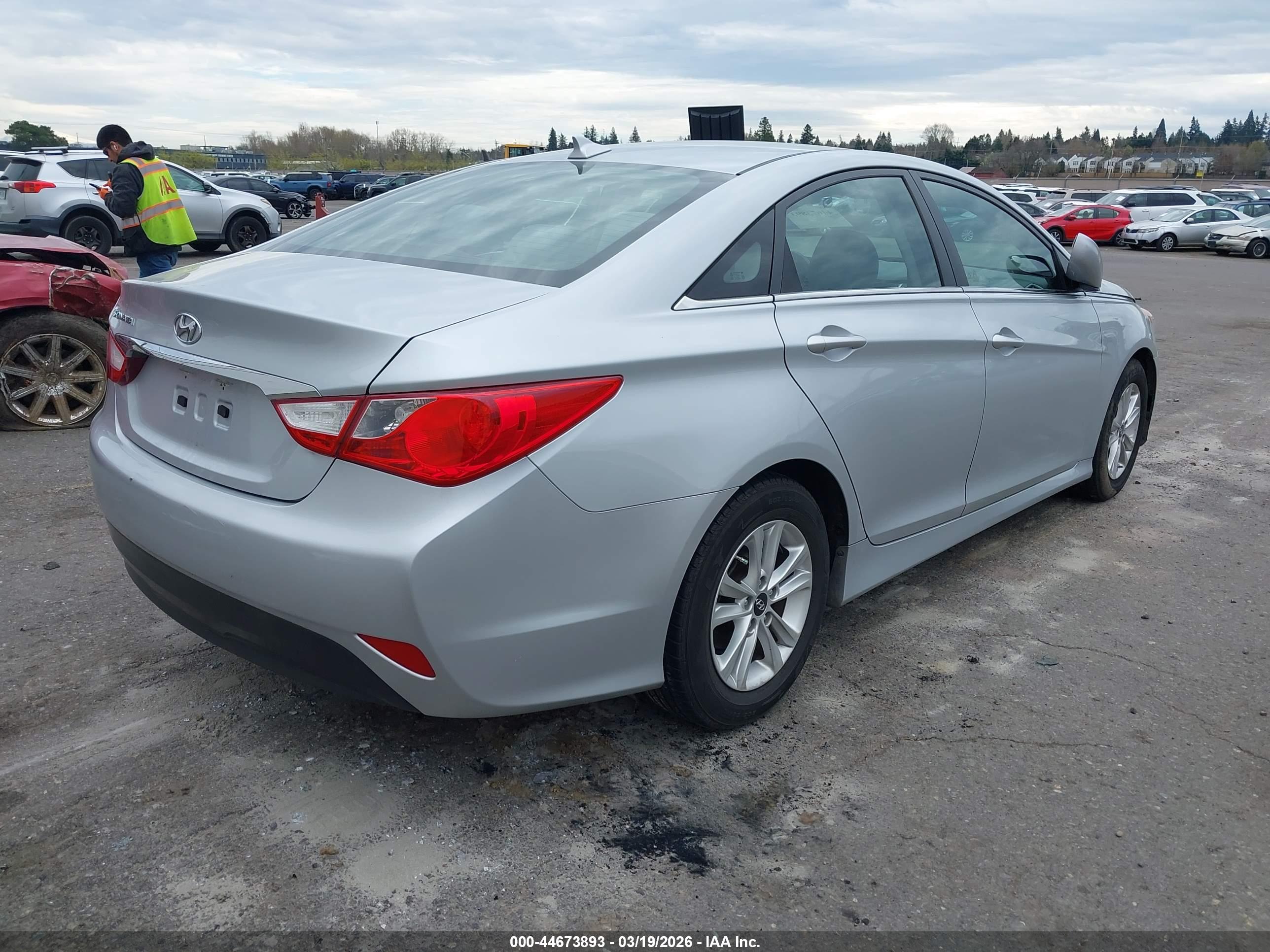 HYUNDAI SONATA image 4
