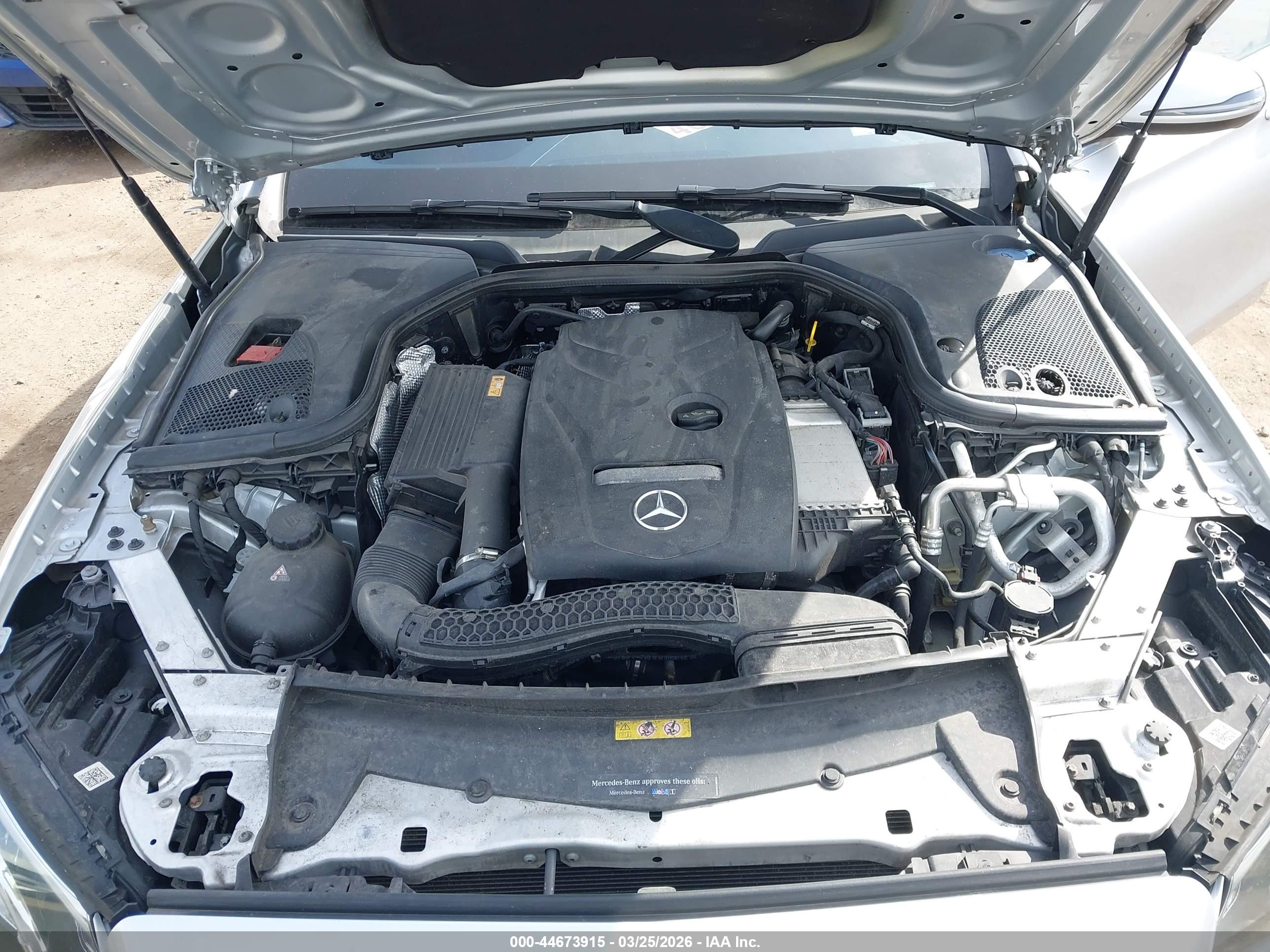 MERCEDES-BENZ E image 10