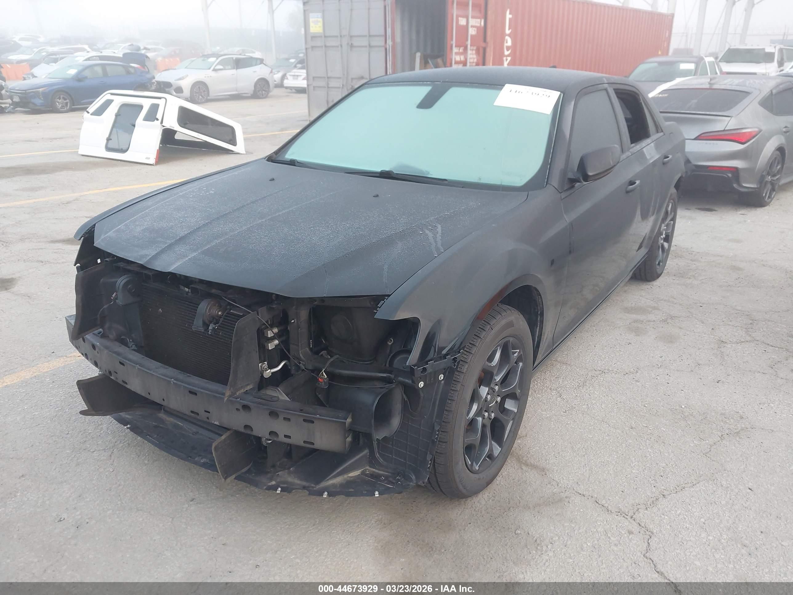 CHRYSLER 300 image 2