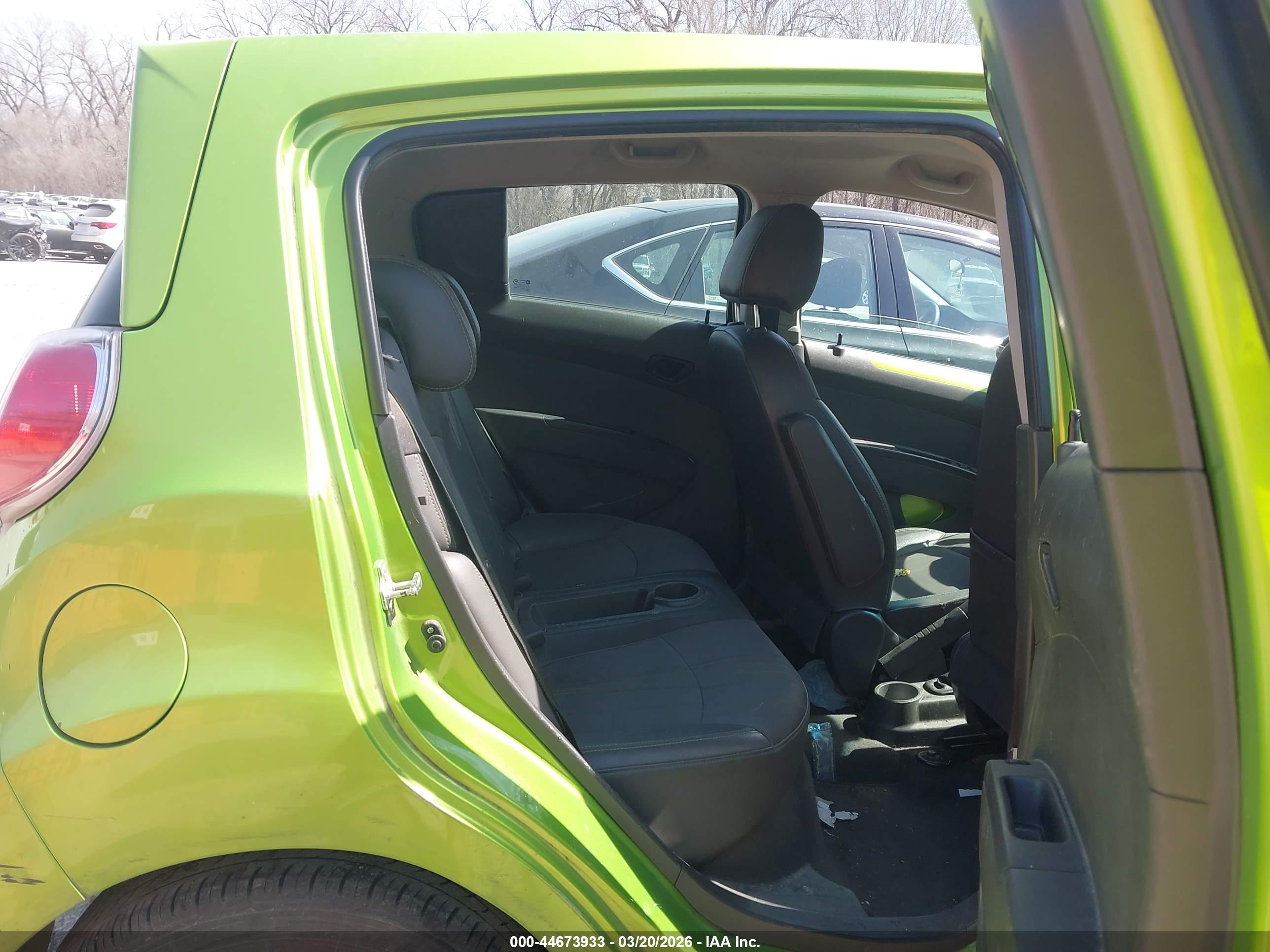 CHEVROLET SPARK image 8