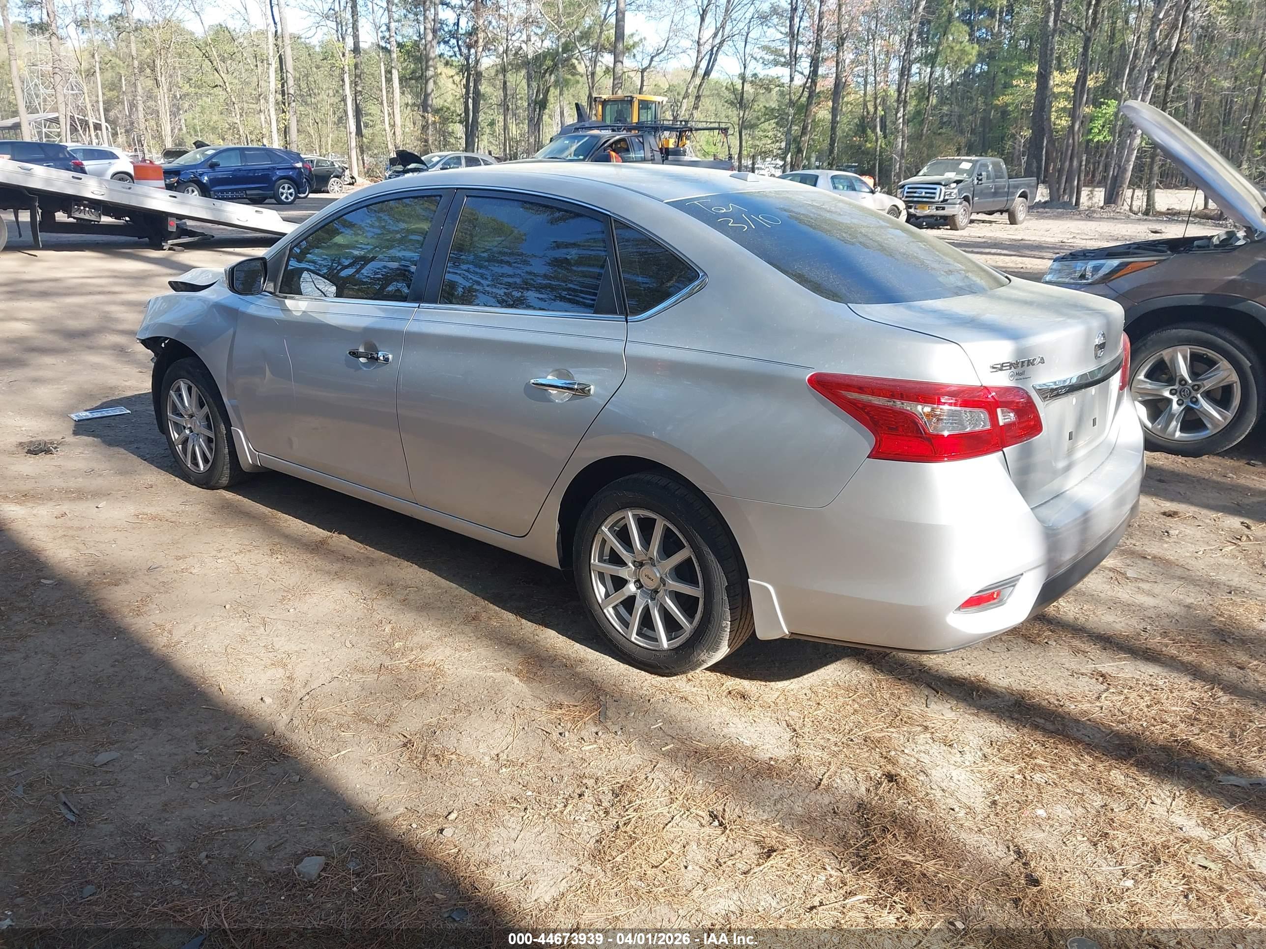 NISSAN SENTRA image 3