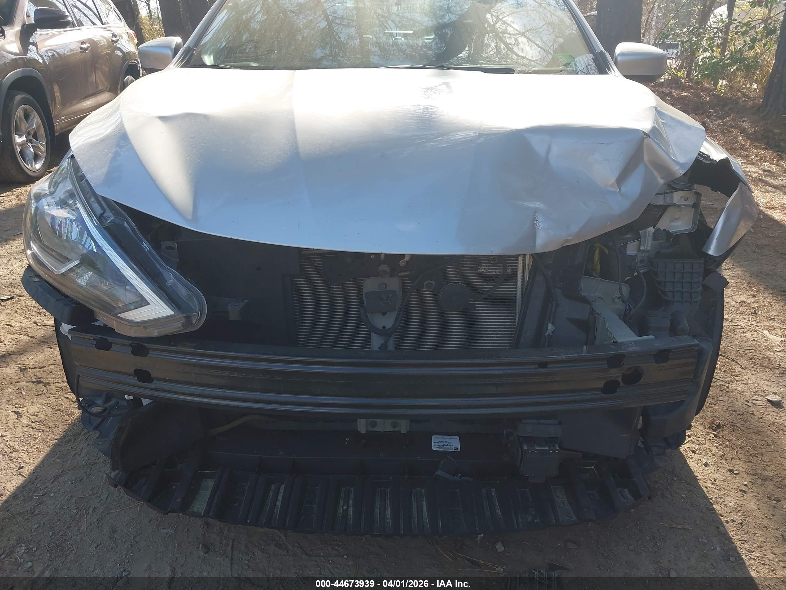 NISSAN SENTRA image 6