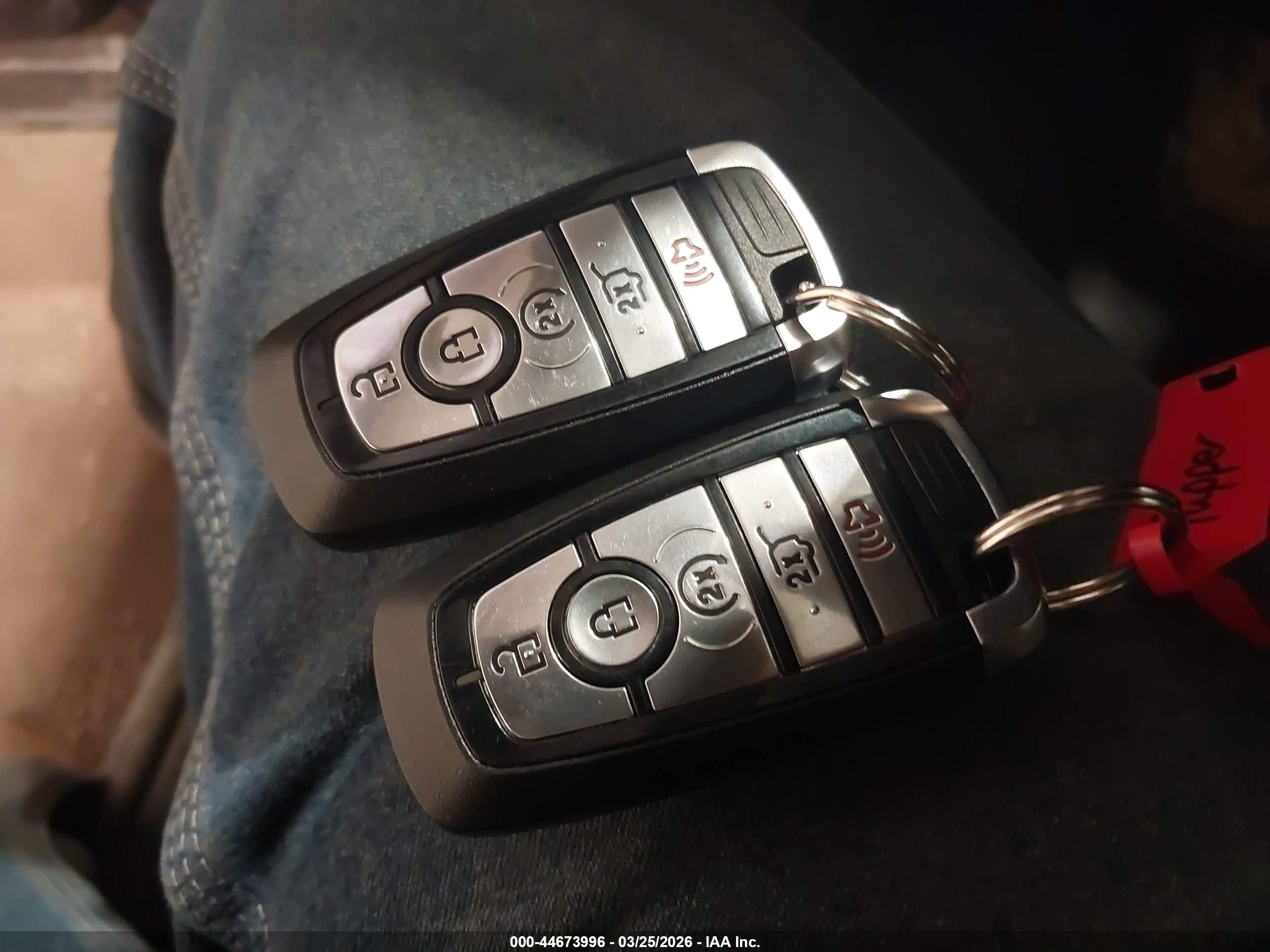 FORD EXPLORER image 11