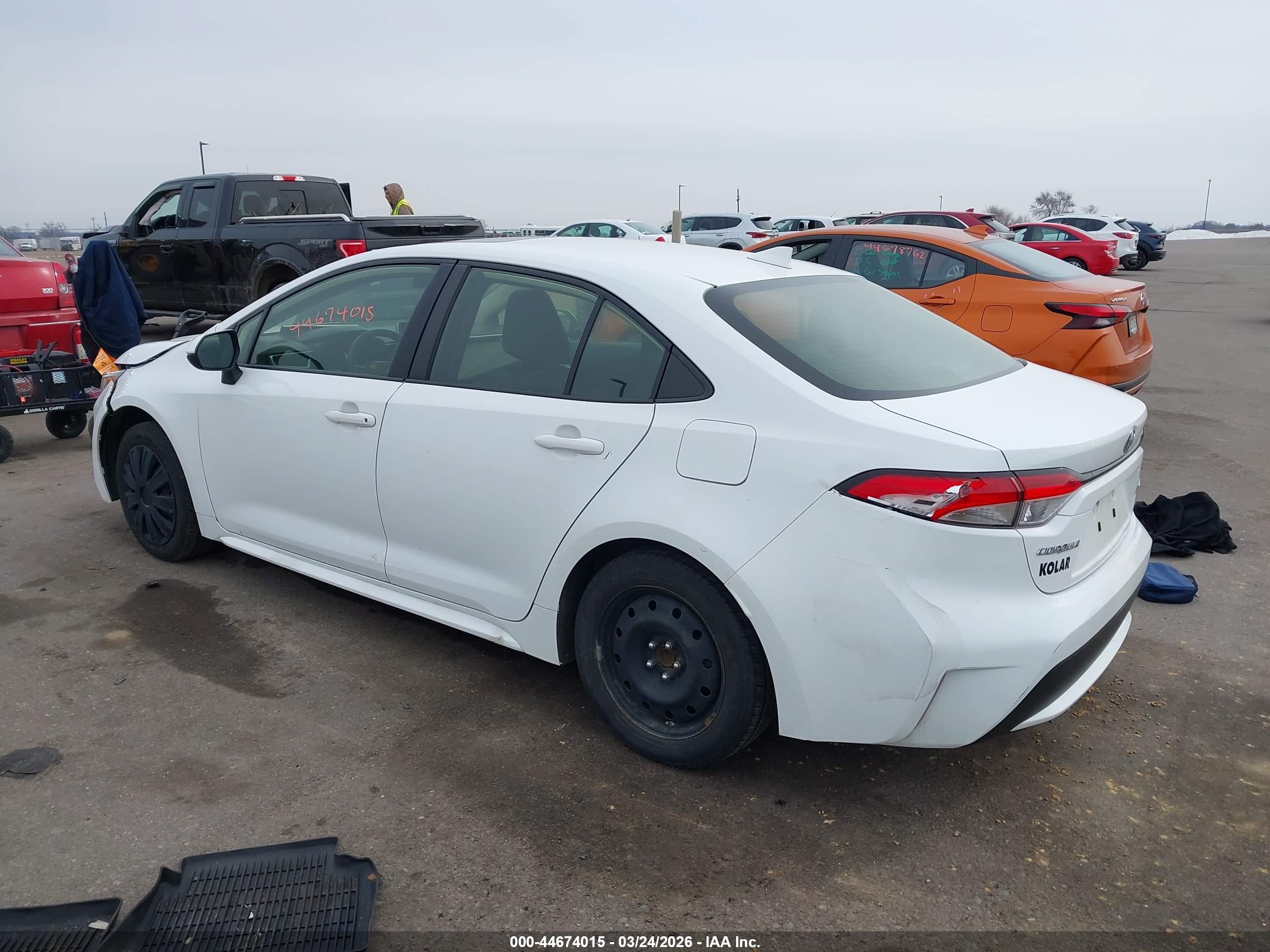 TOYOTA COROLLA image 3