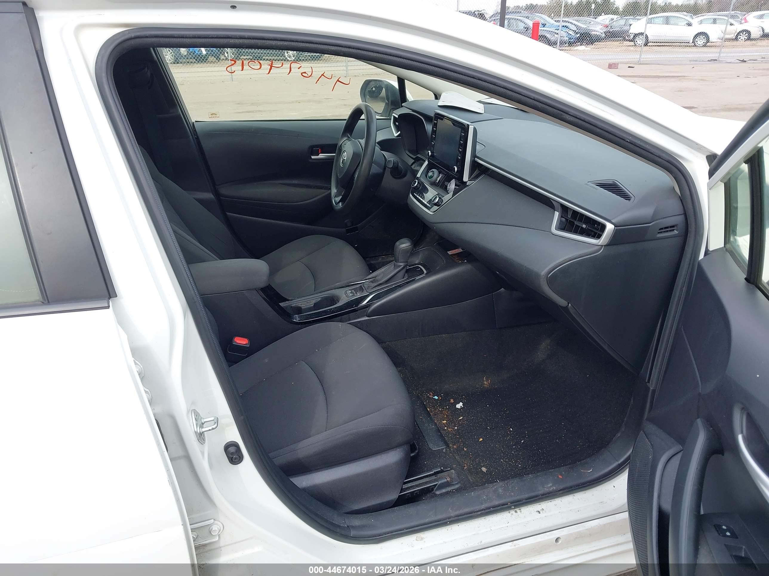 TOYOTA COROLLA image 5