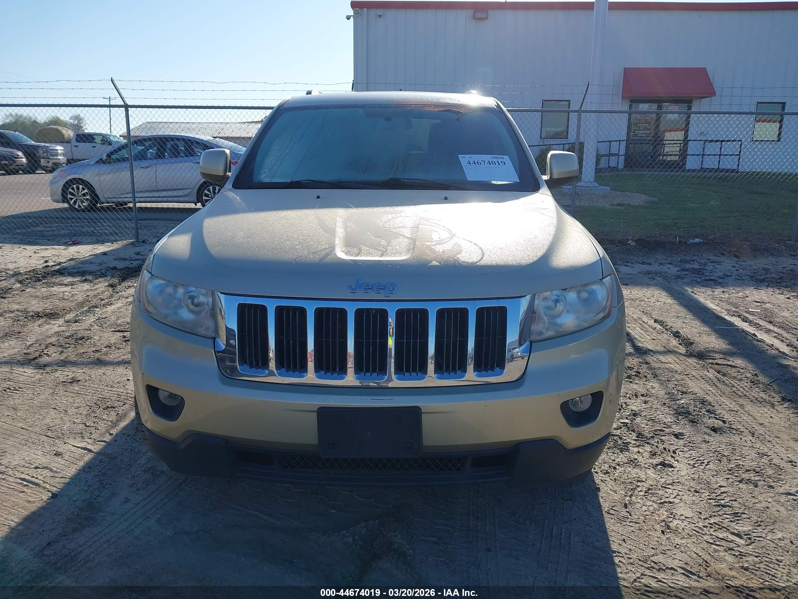 JEEP GRAND image 6
