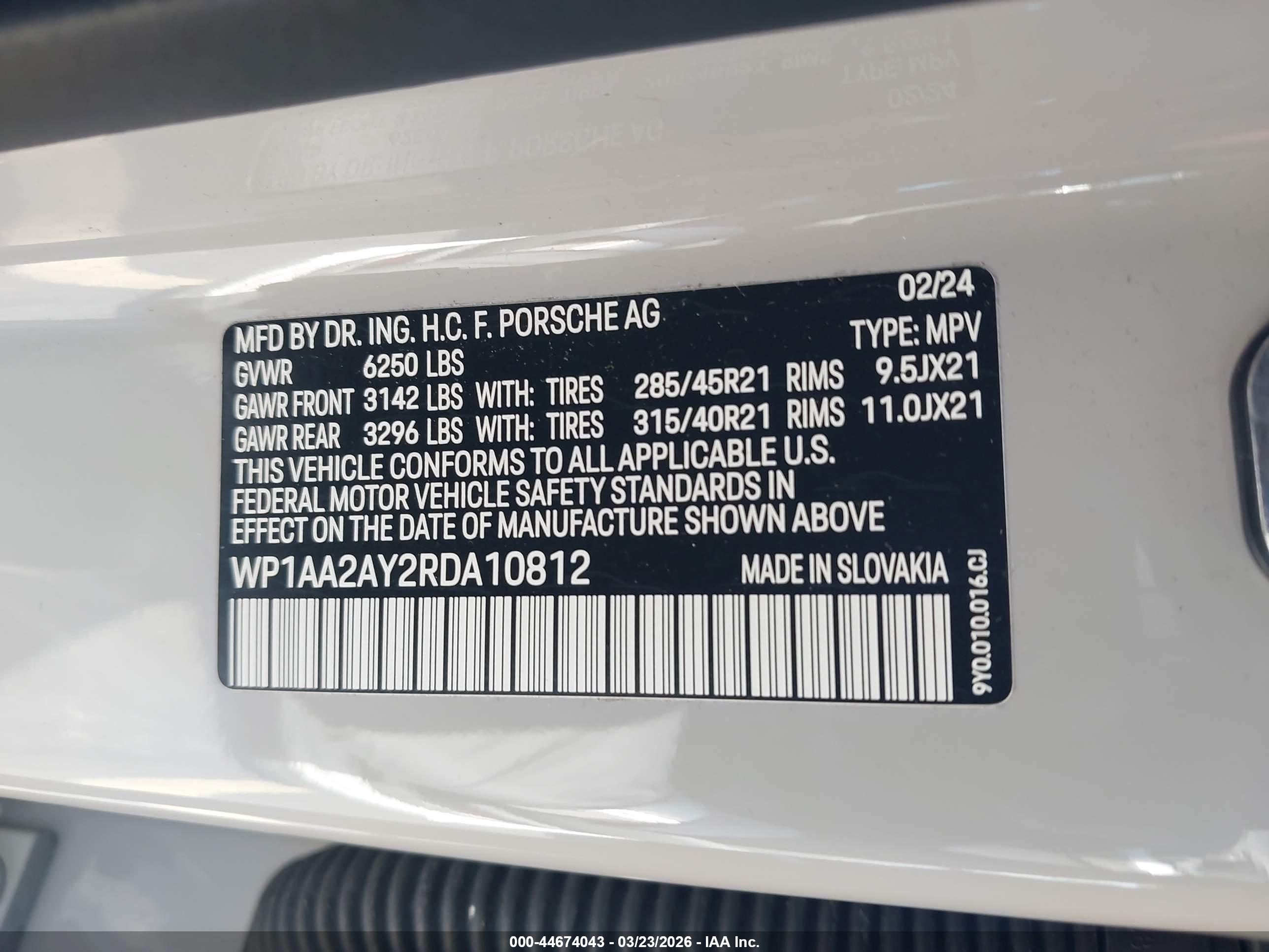 PORSCHE CAYENNE image 9