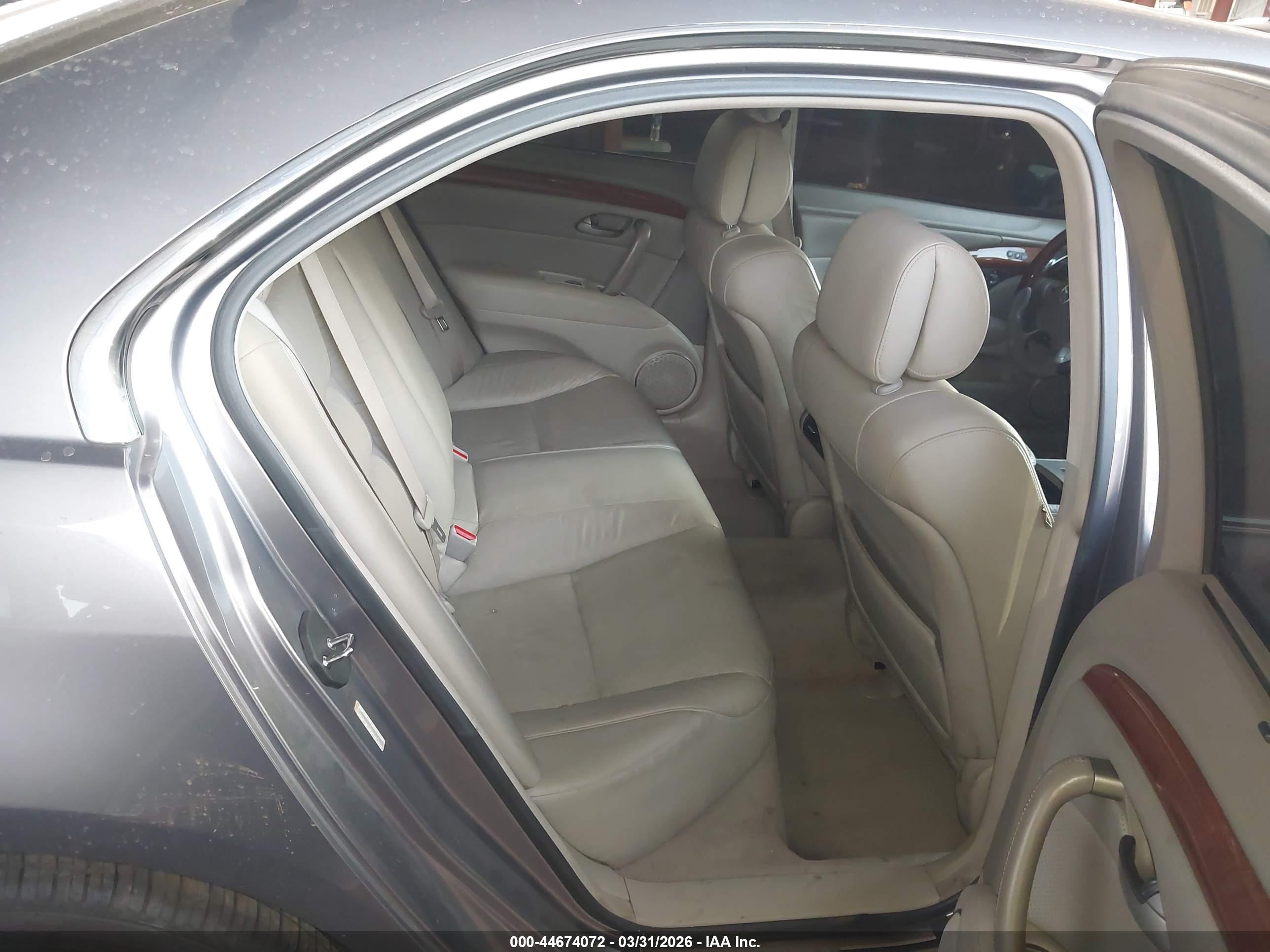 ACURA RL image 8