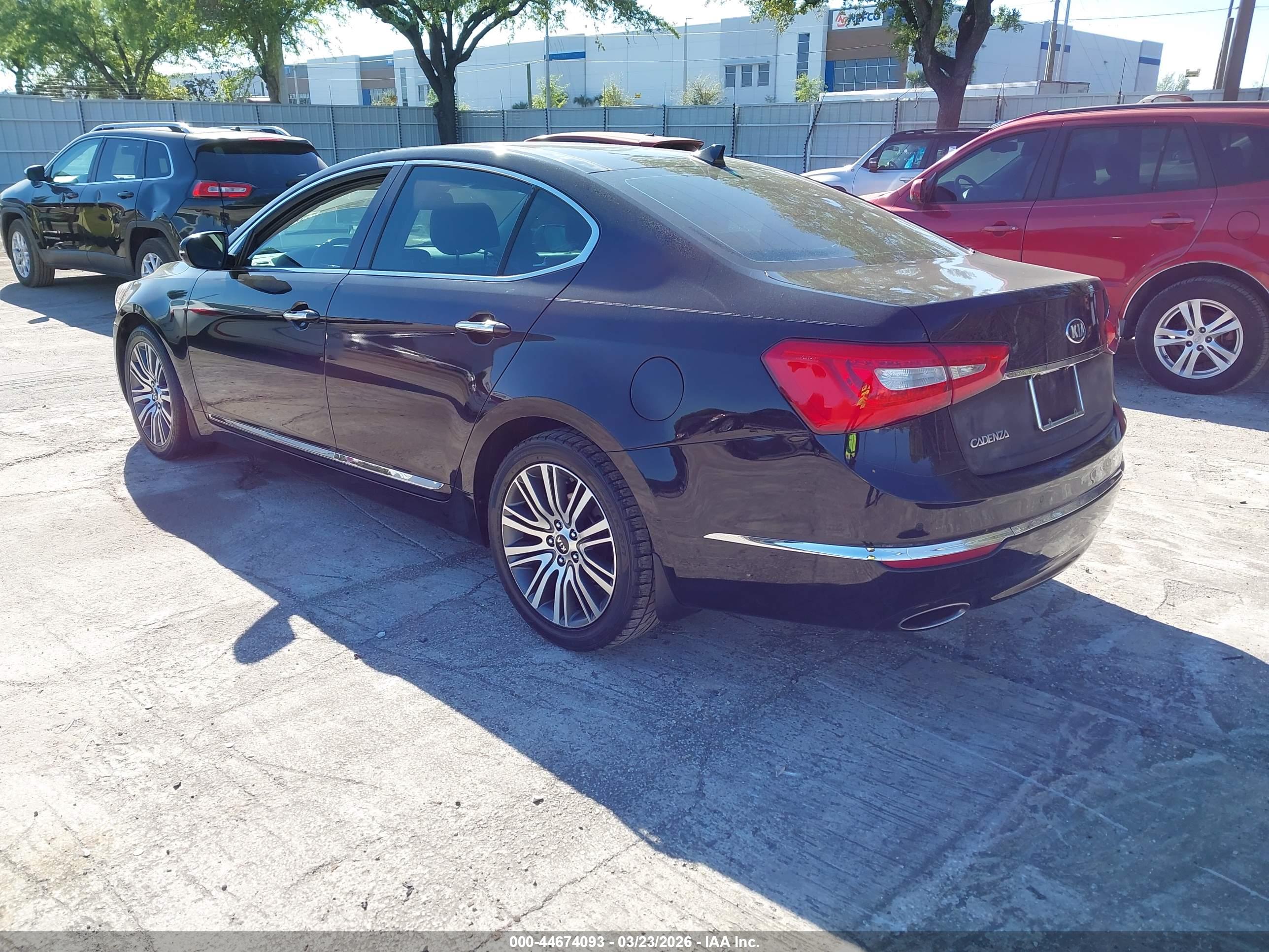 KIA CADENZA image 3