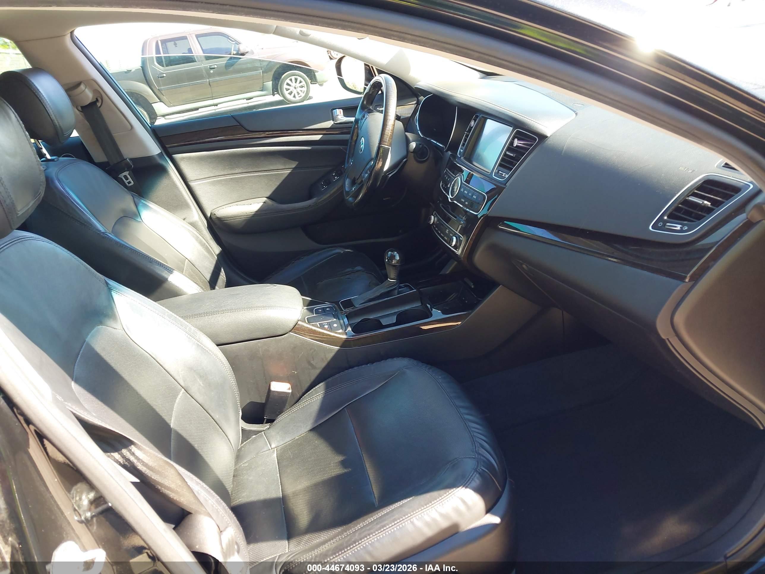 KIA CADENZA image 5