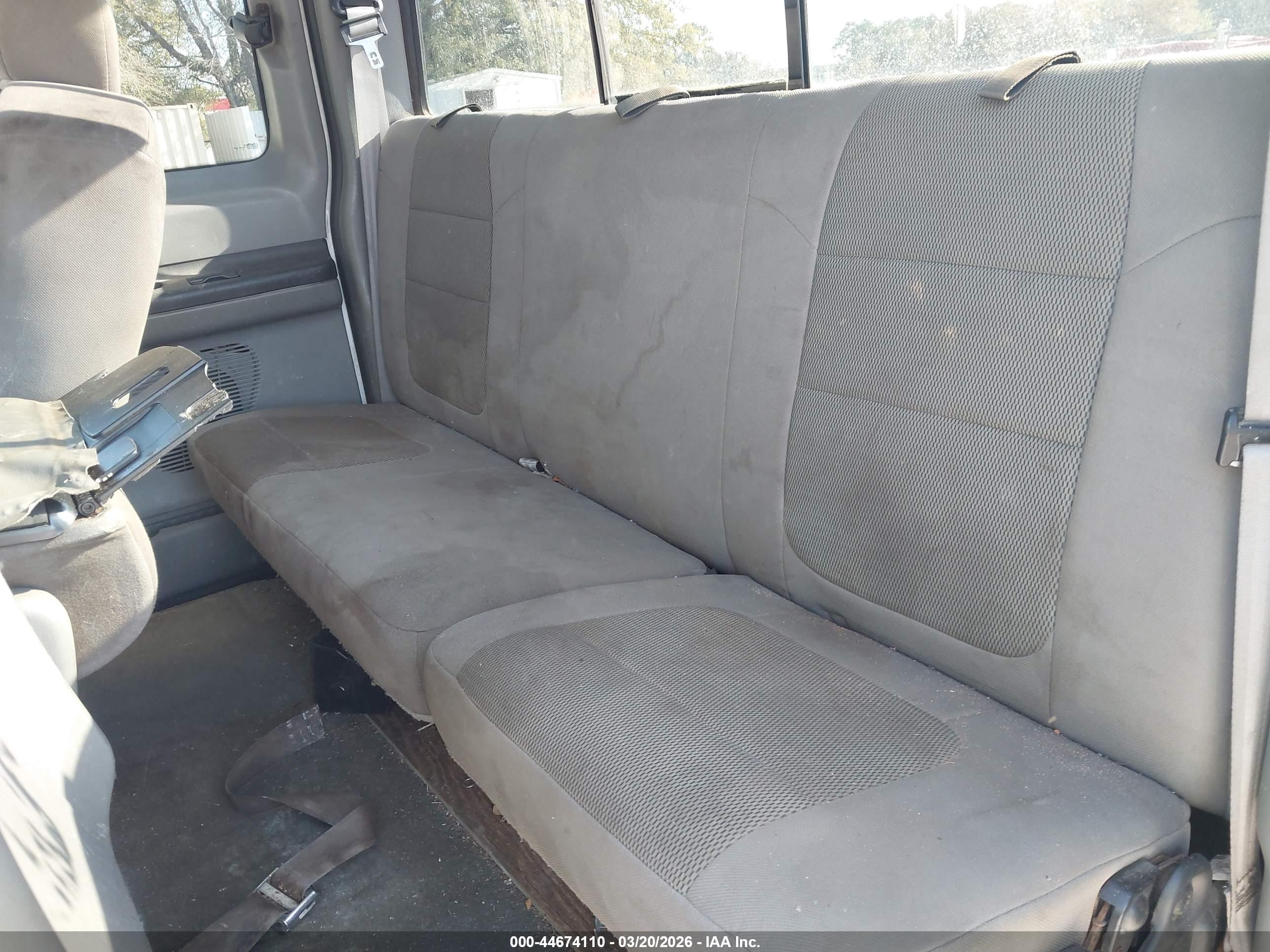 FORD F-250 image 8