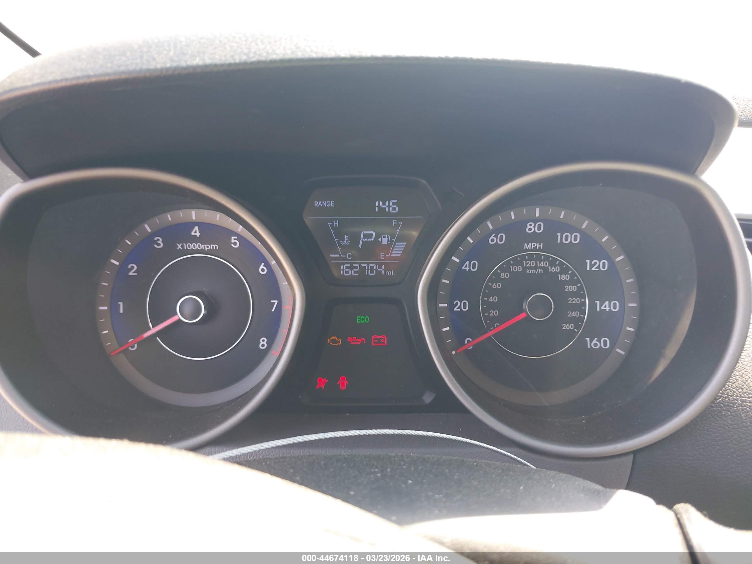HYUNDAI ELANTRA image 7