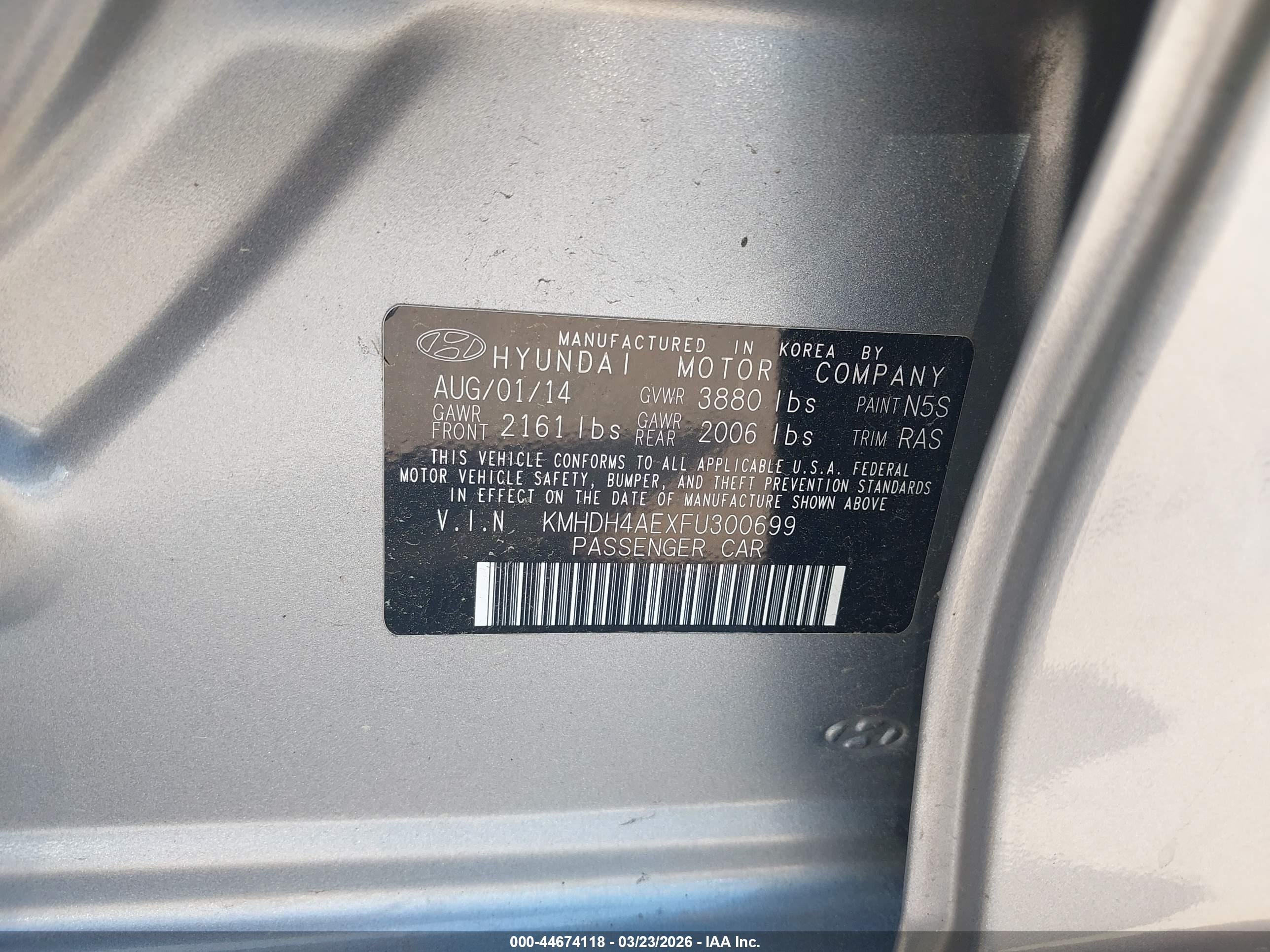 HYUNDAI ELANTRA image 9