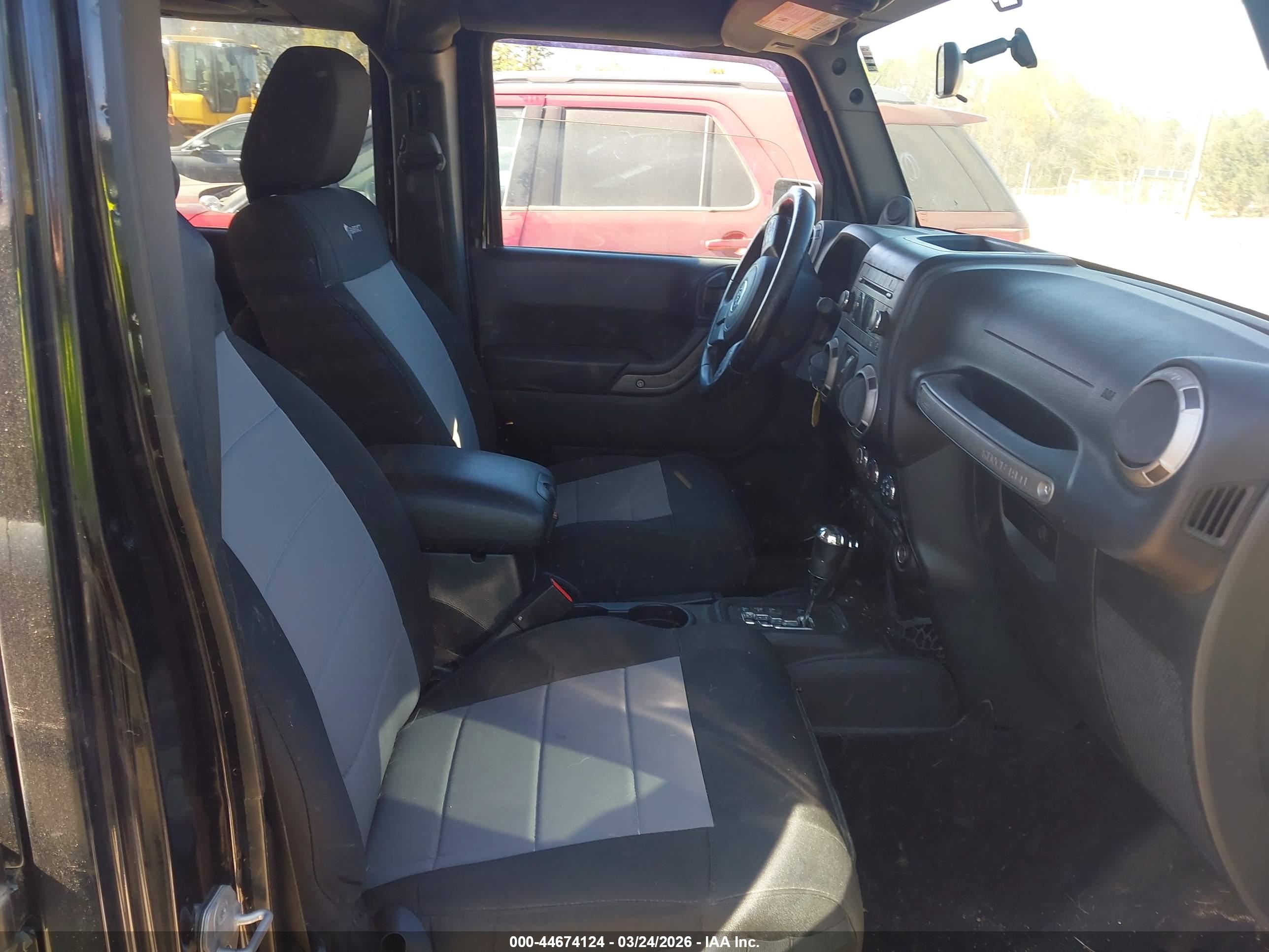 JEEP WRANGLER image 5