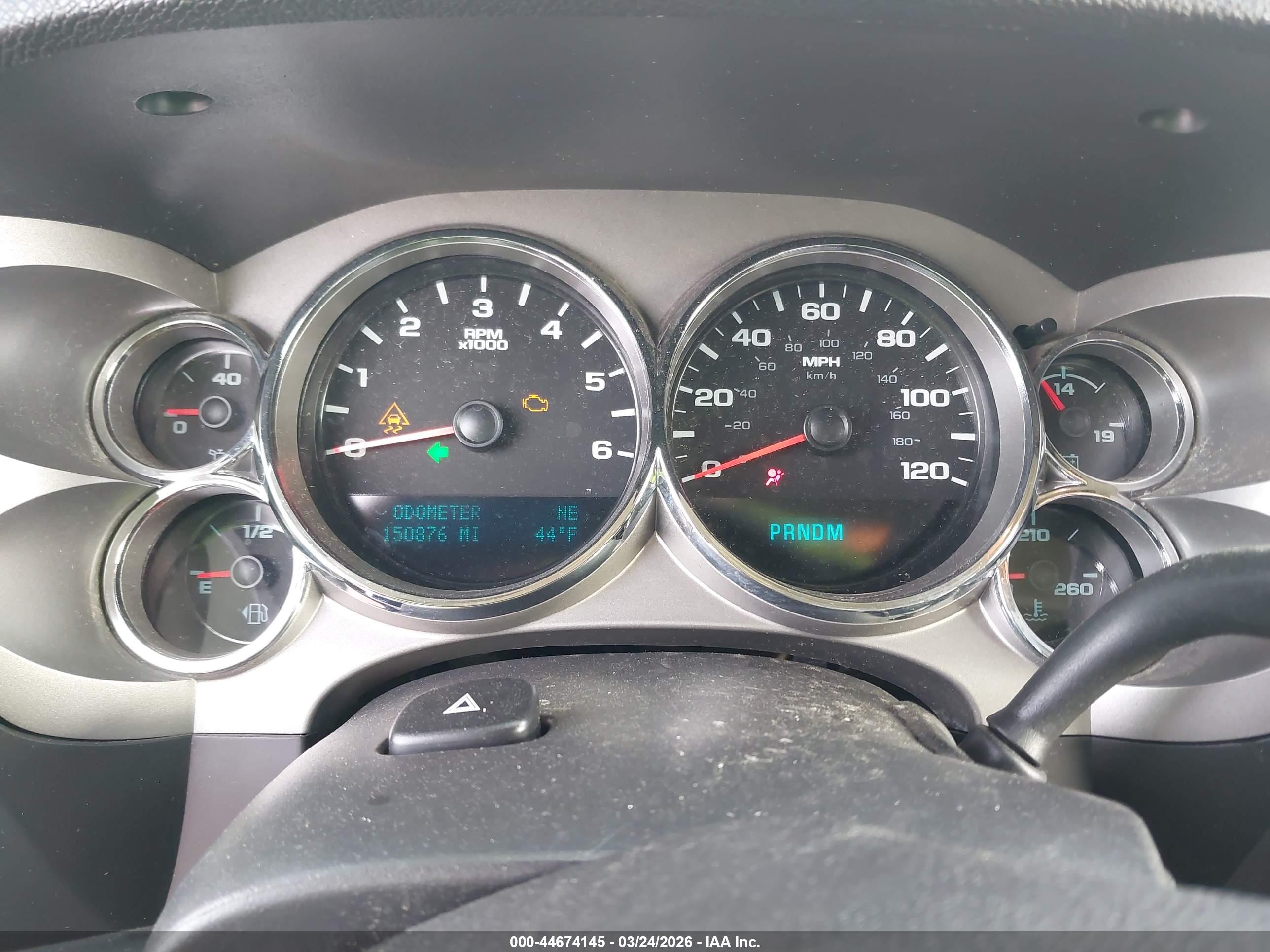CHEVROLET SILVERADO image 7