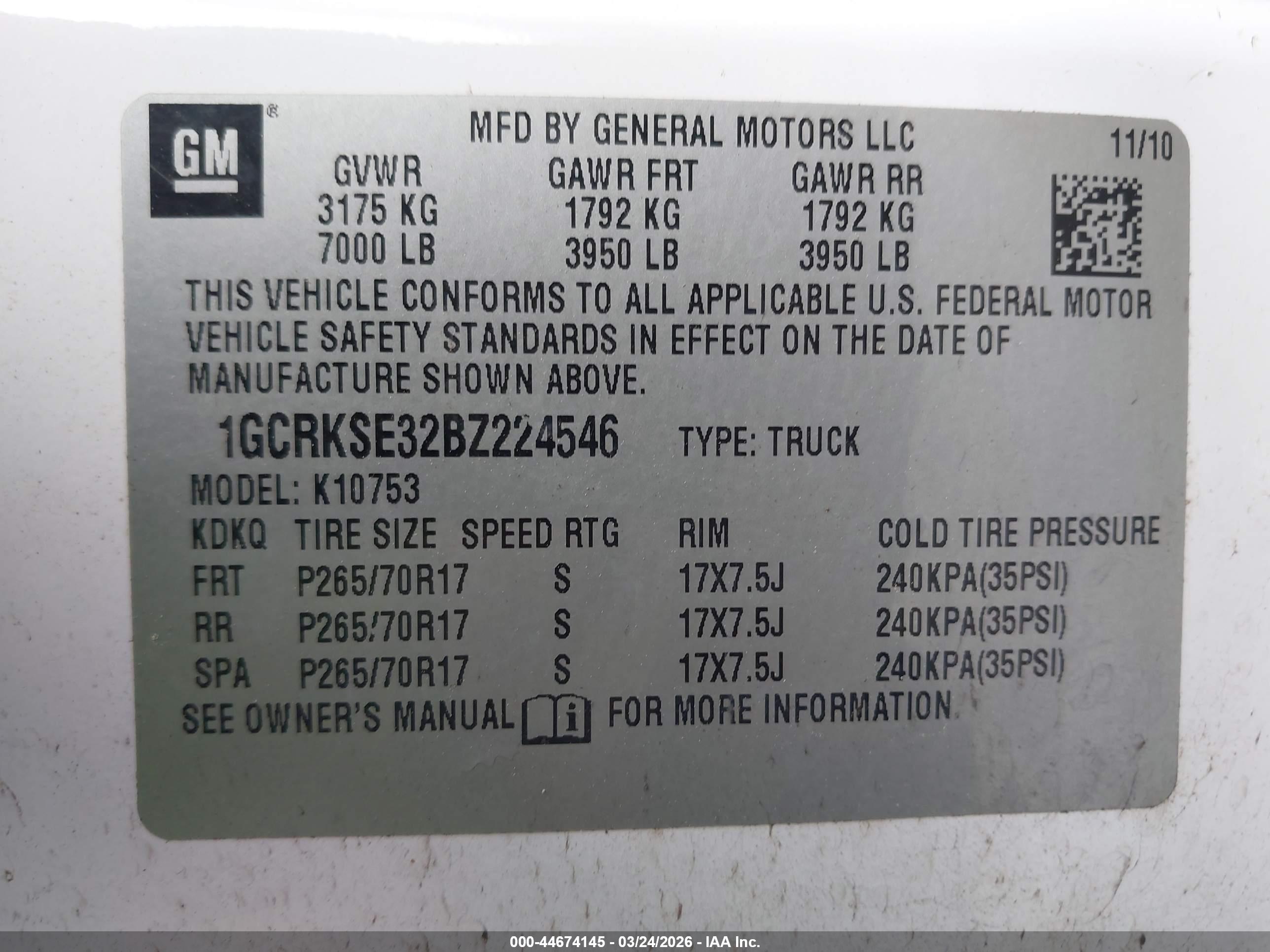 CHEVROLET SILVERADO image 9
