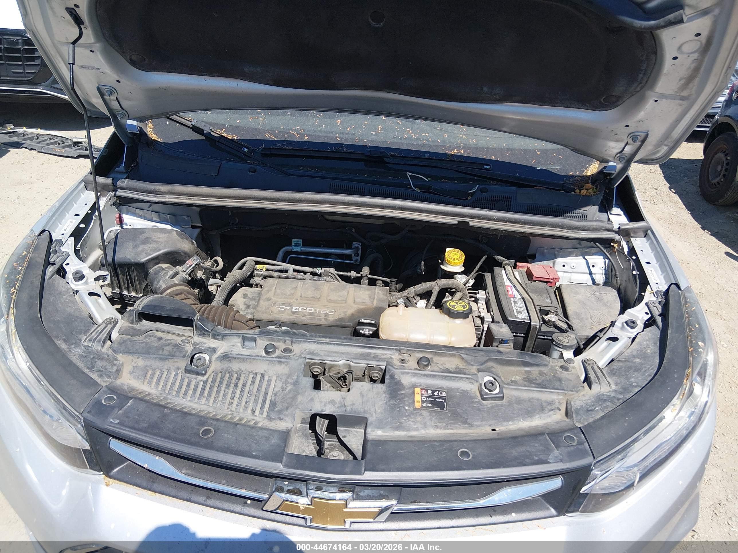 CHEVROLET TRAX image 10