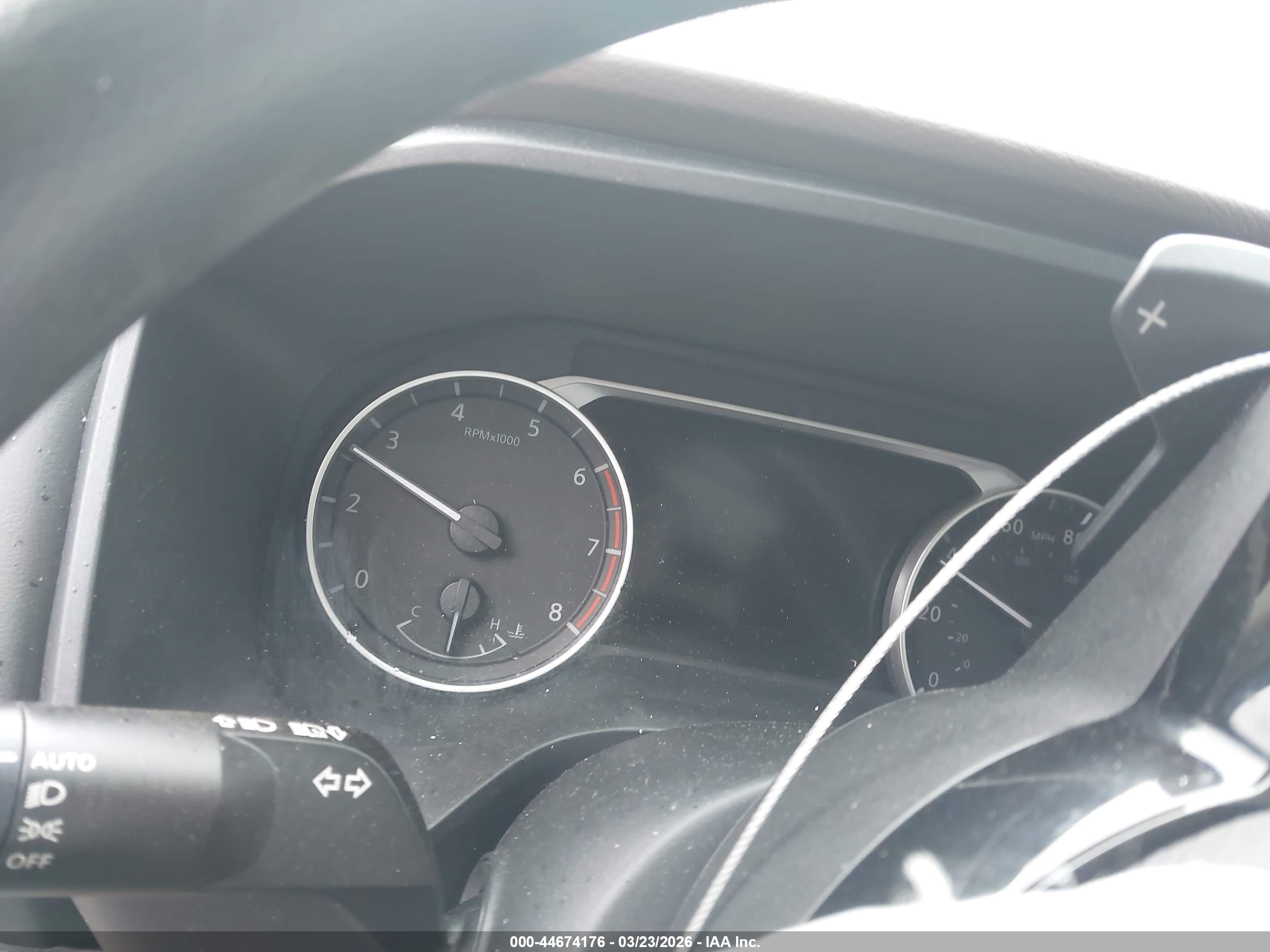 NISSAN ROGUE image 7