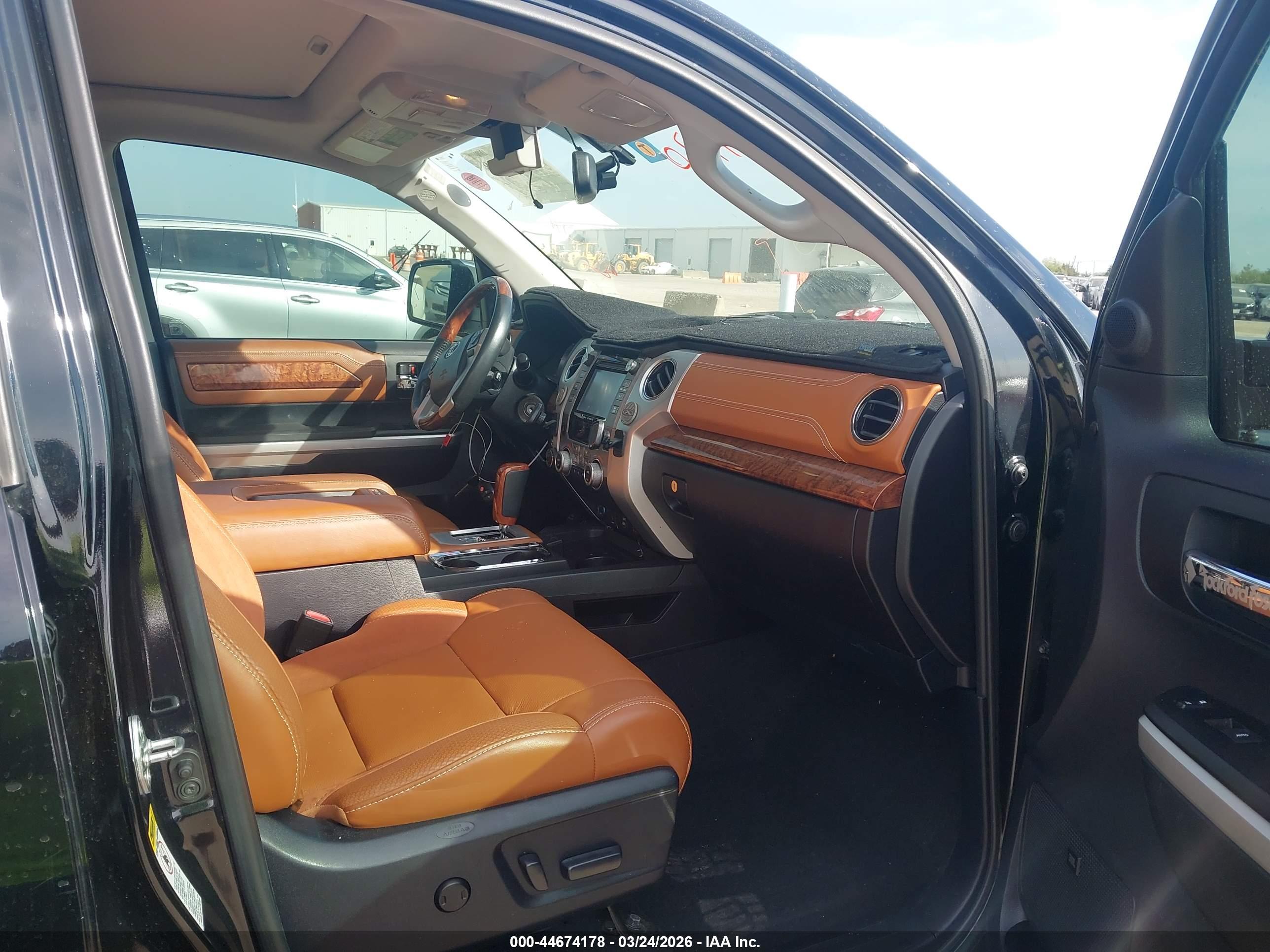 TOYOTA TUNDRA image 5