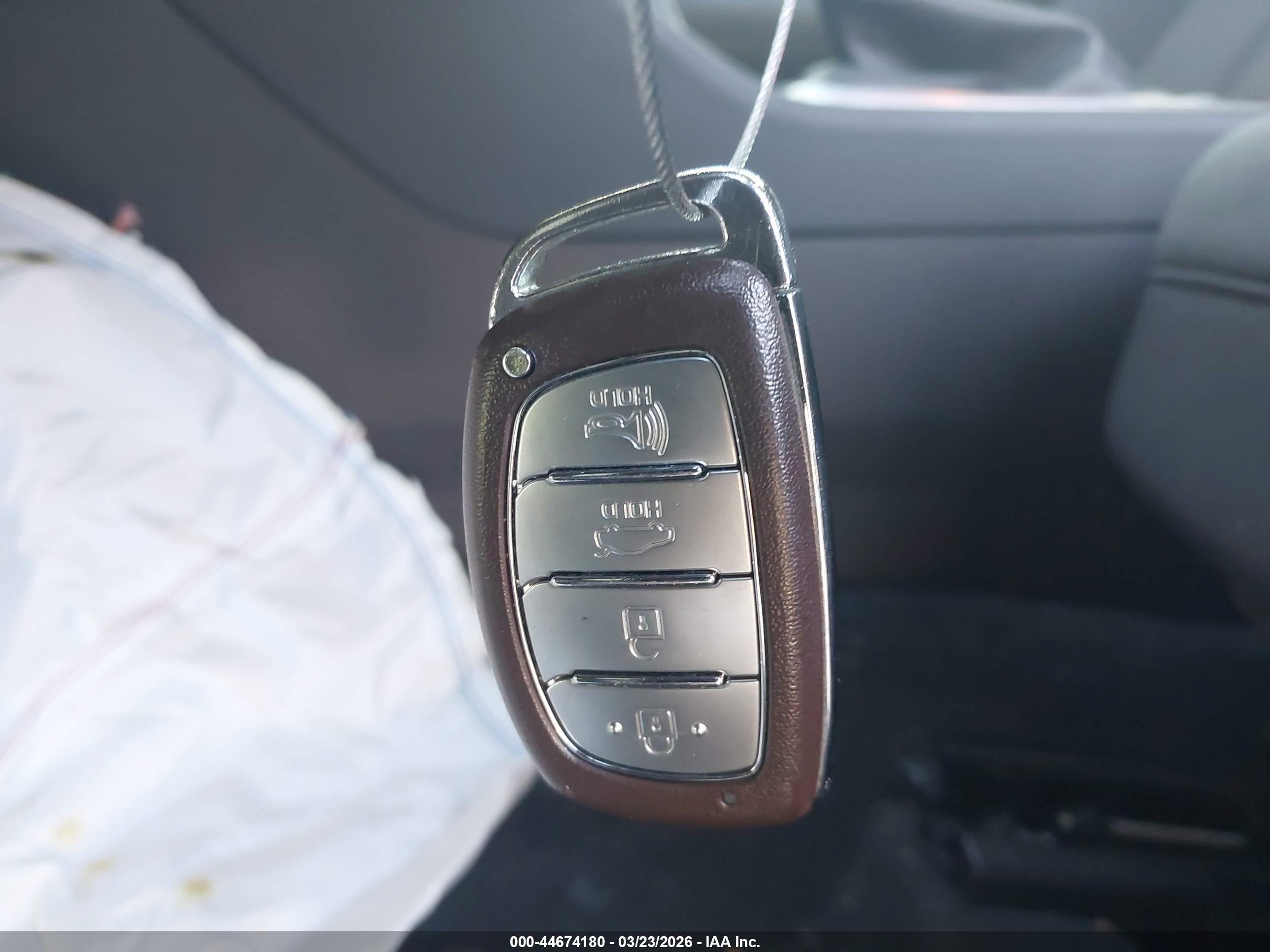 HYUNDAI SONATA image 11