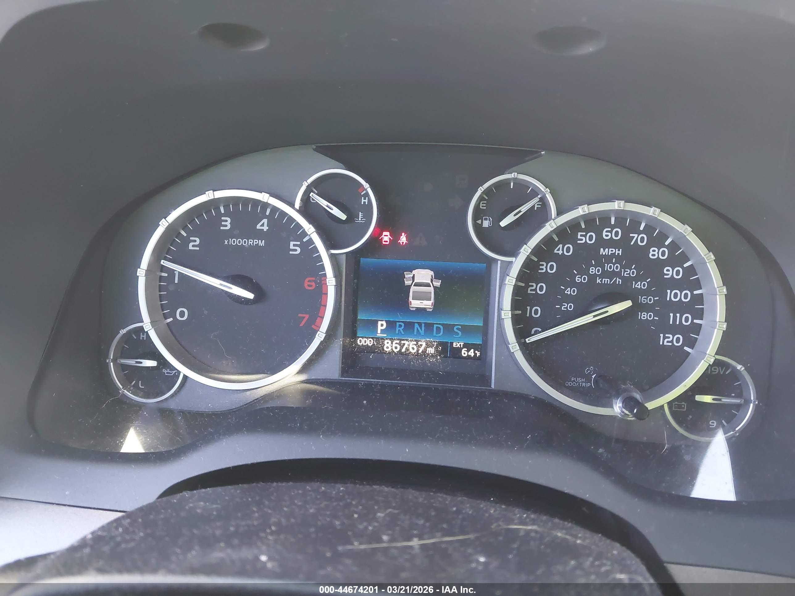 TOYOTA TUNDRA image 7
