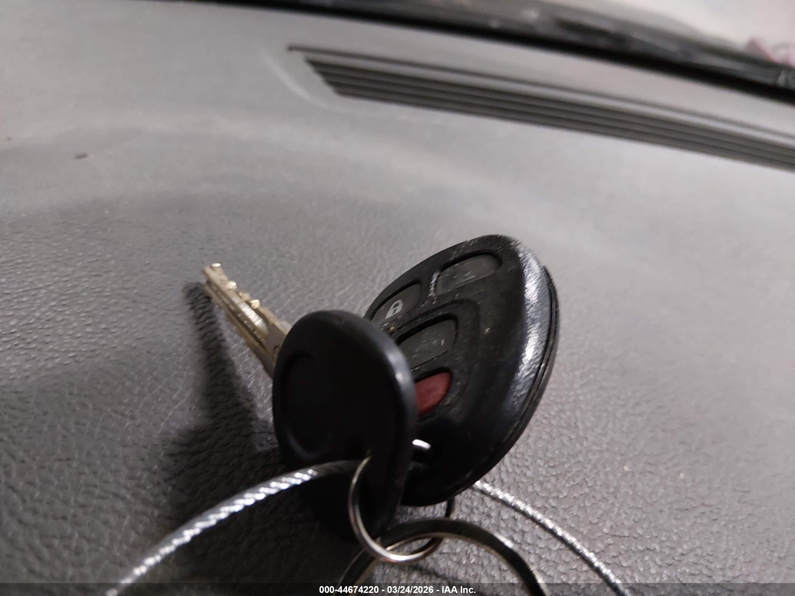 BUICK LUCERNE image 11