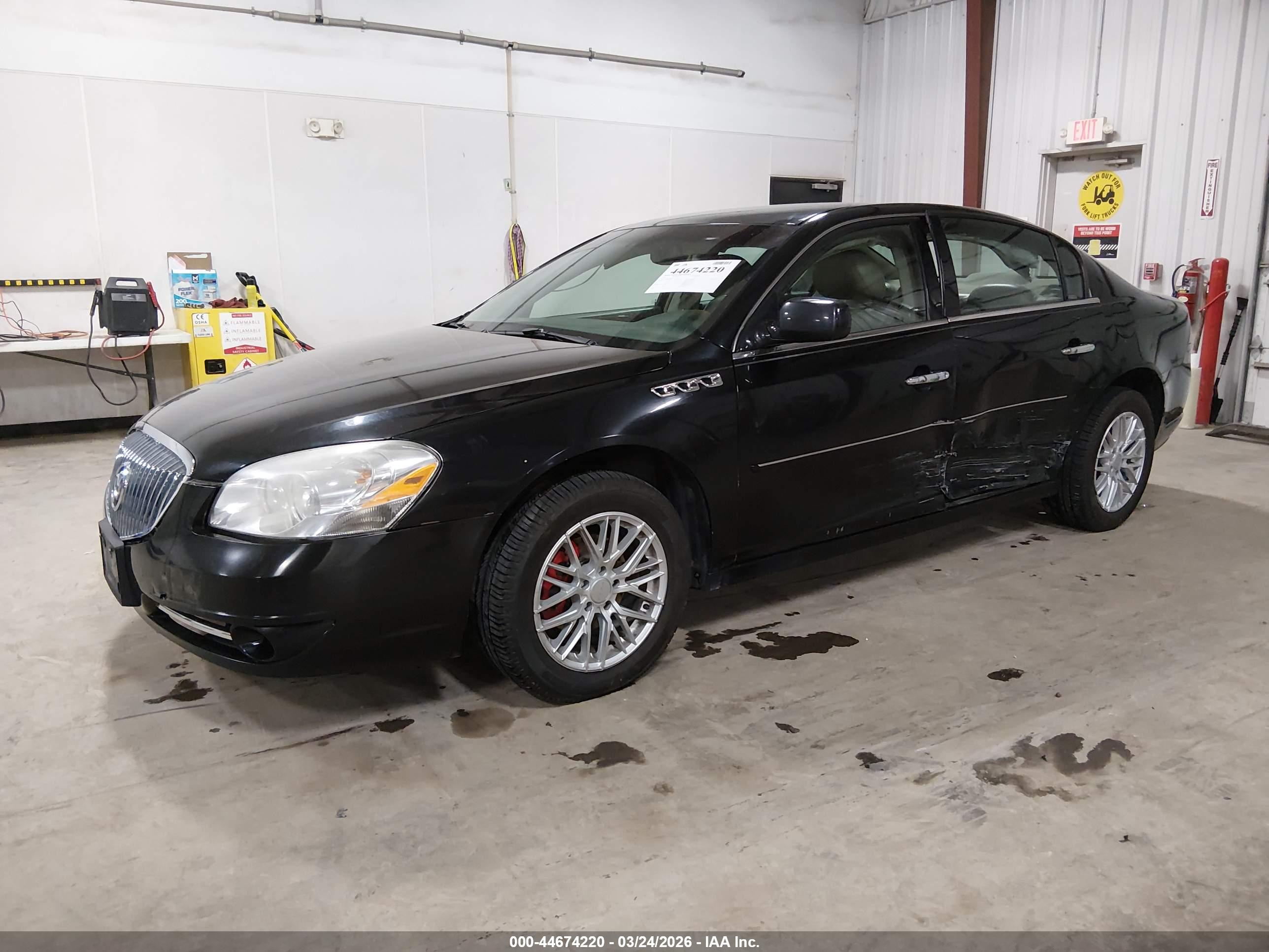 BUICK LUCERNE image 2