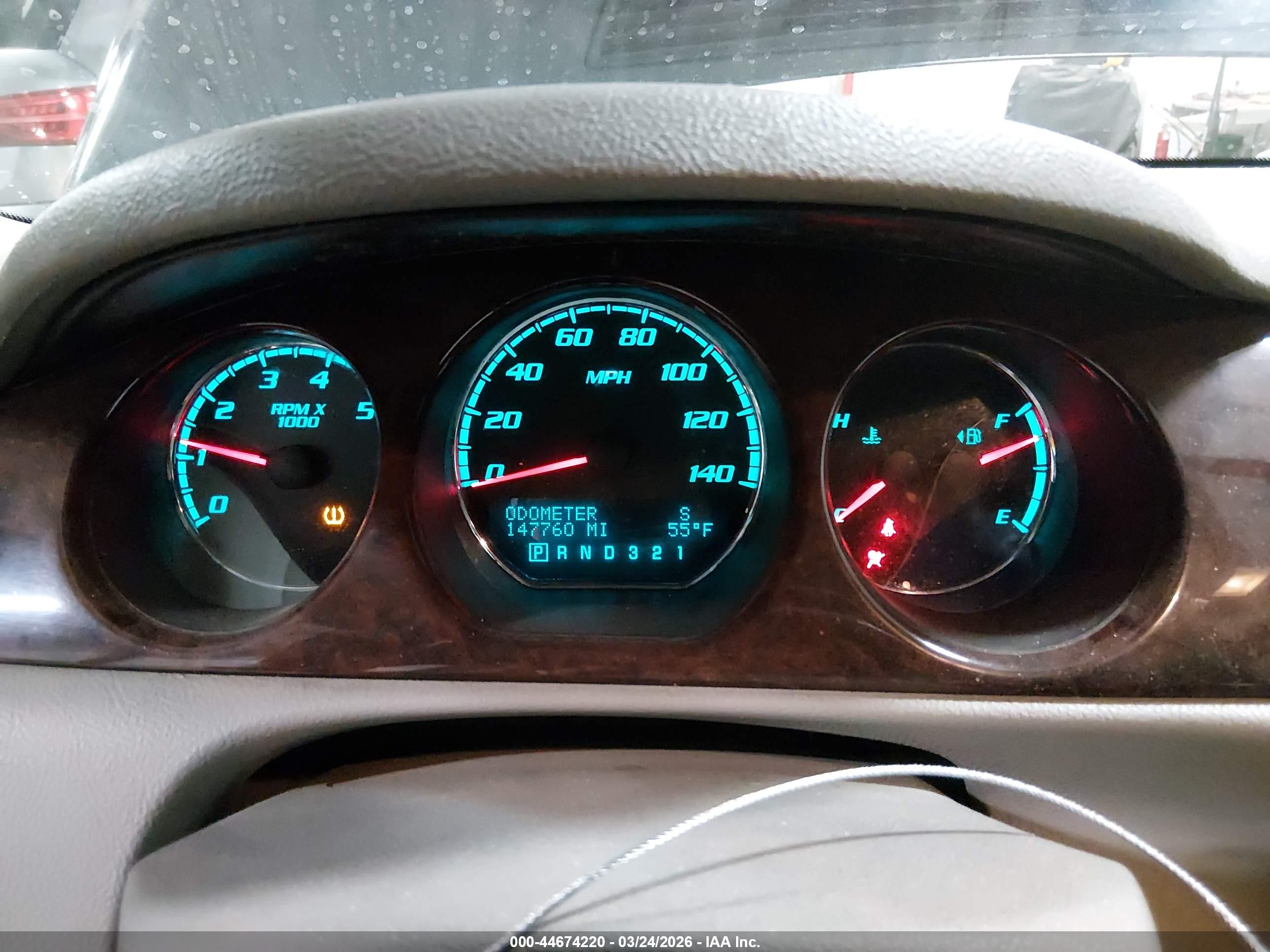 BUICK LUCERNE image 7