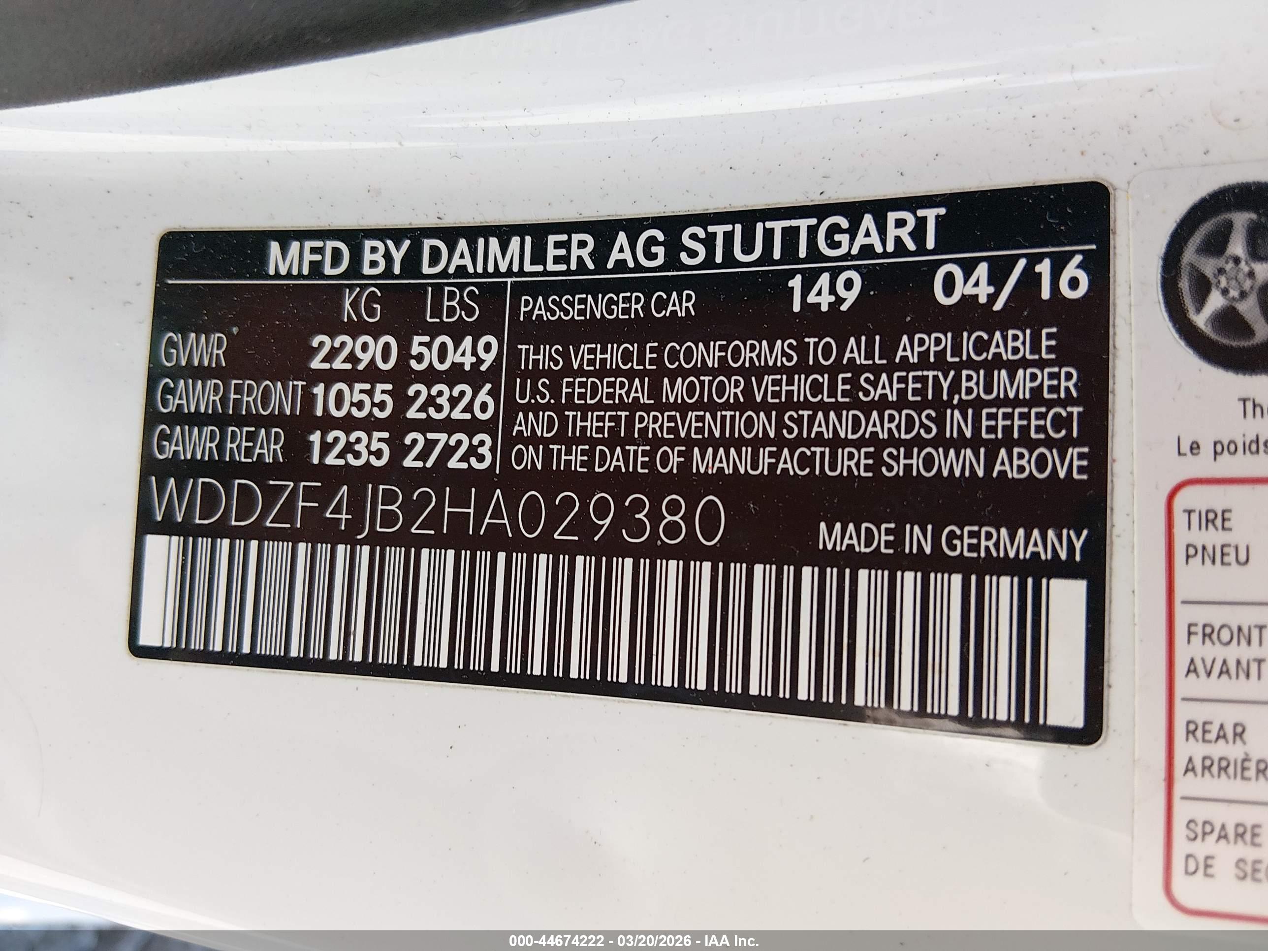 MERCEDES-BENZ E image 9