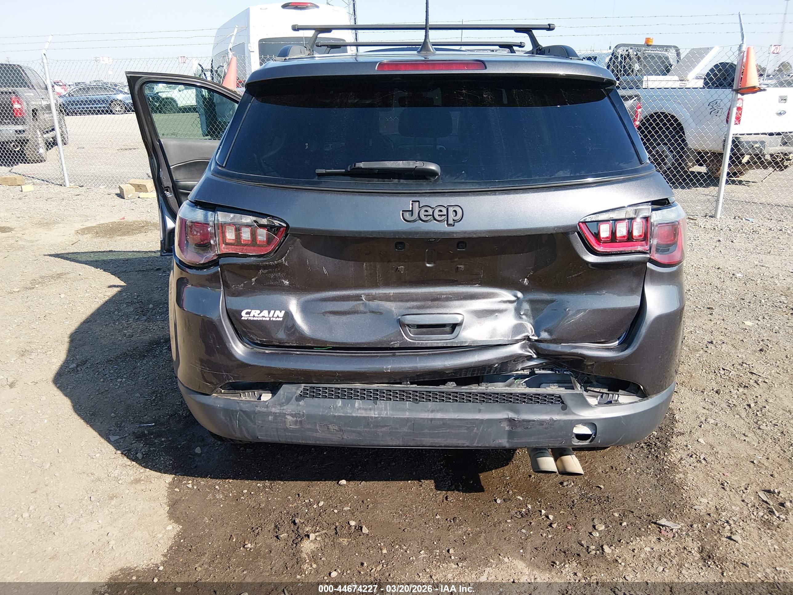 JEEP COMPASS image 6