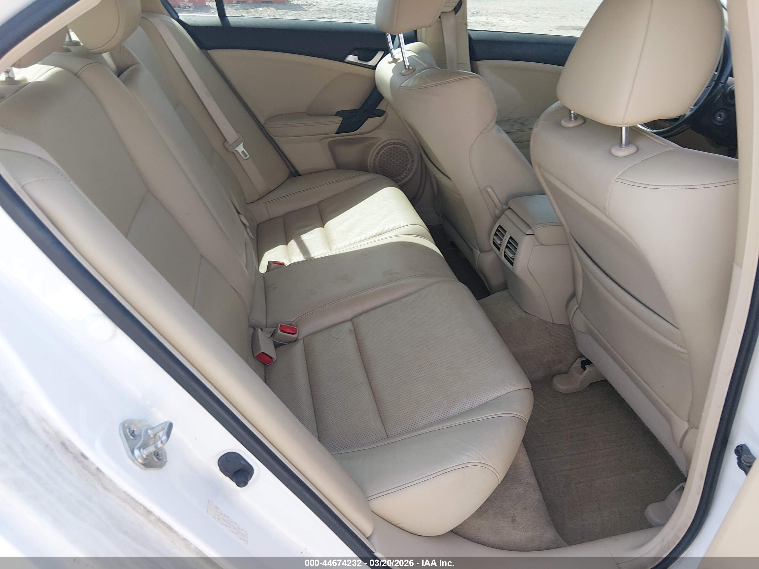 ACURA TSX image 8