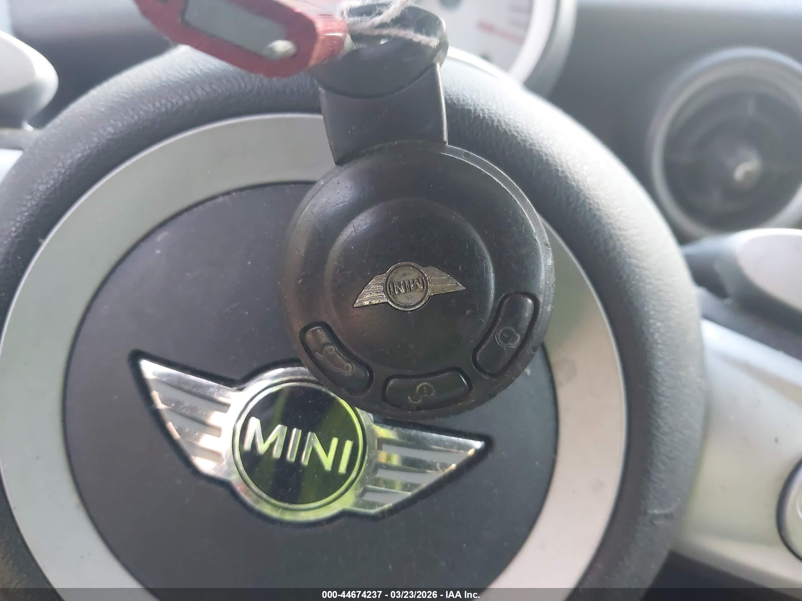 MINI COOPER image 11