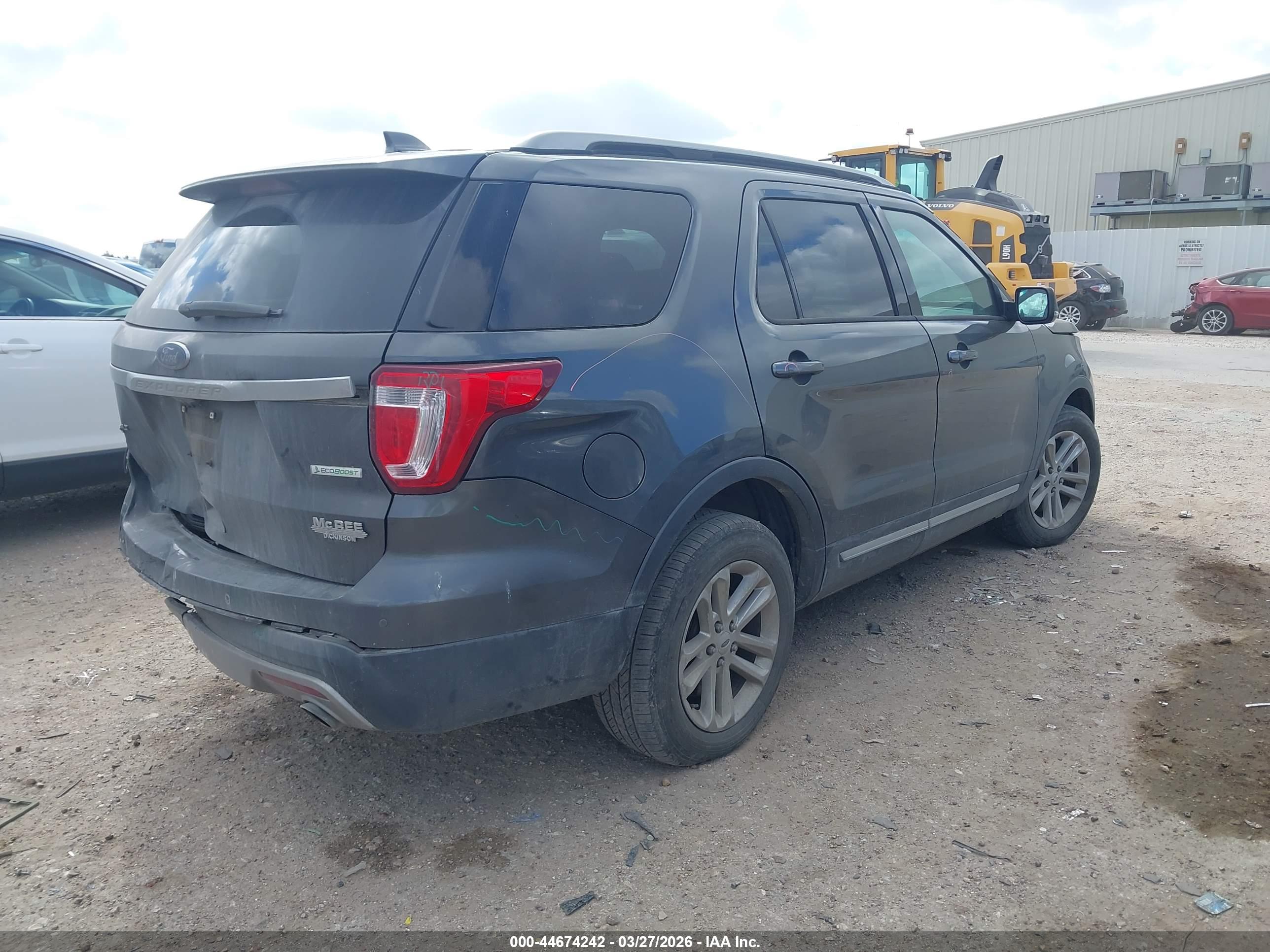 FORD EXPLORER image 4