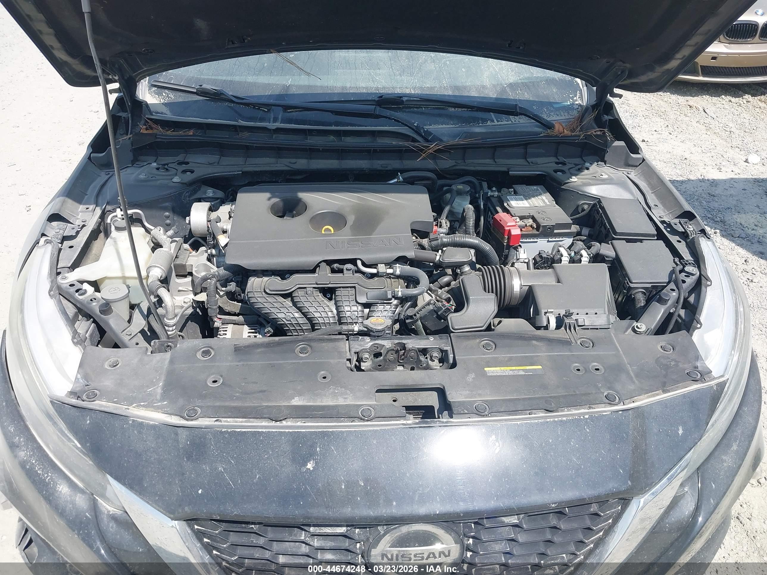 NISSAN ALTIMA image 10