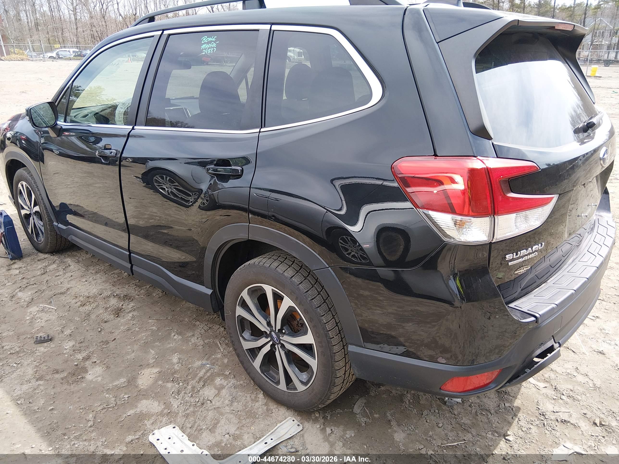 SUBARU FORESTER image 3