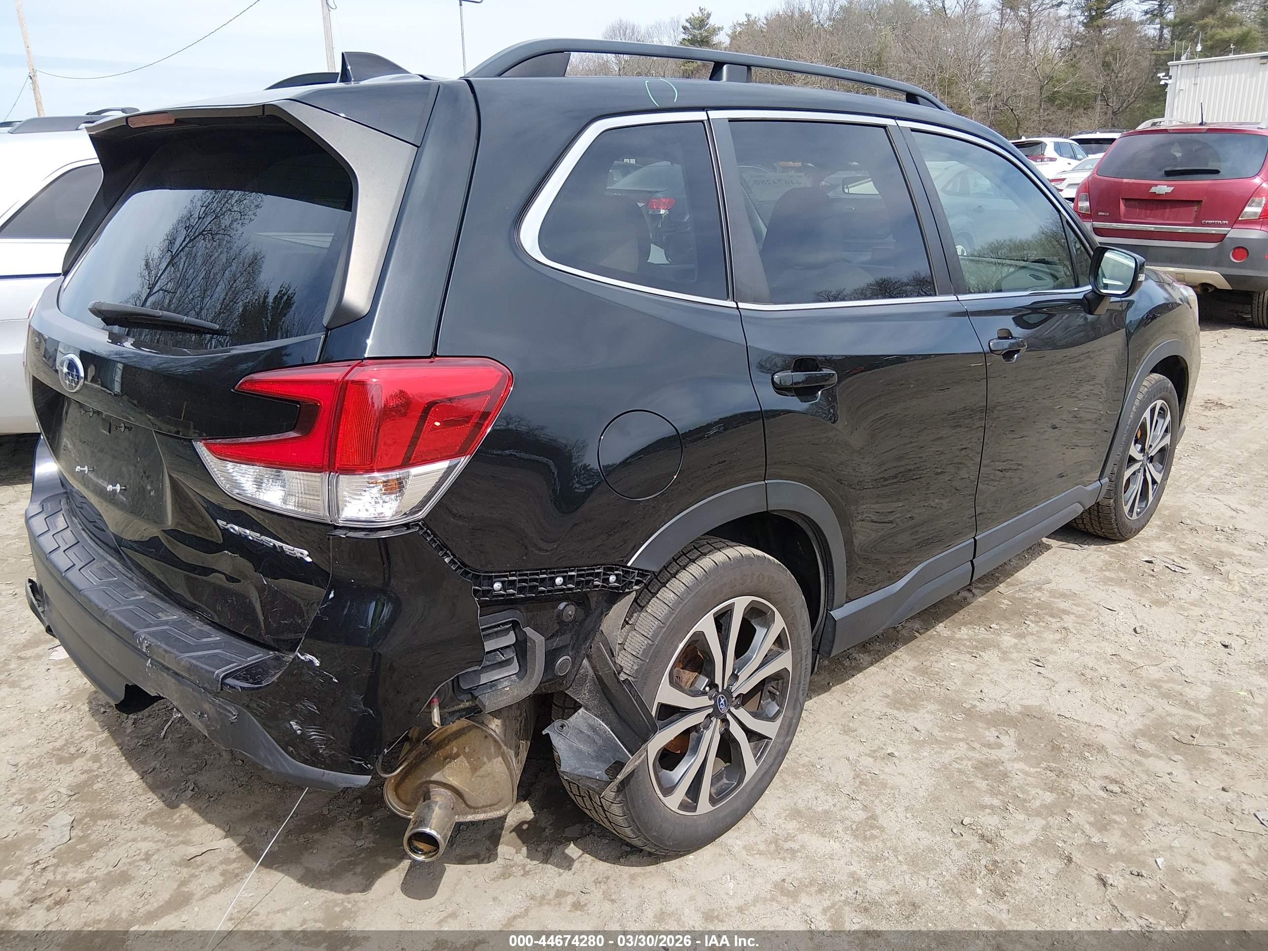 SUBARU FORESTER image 4