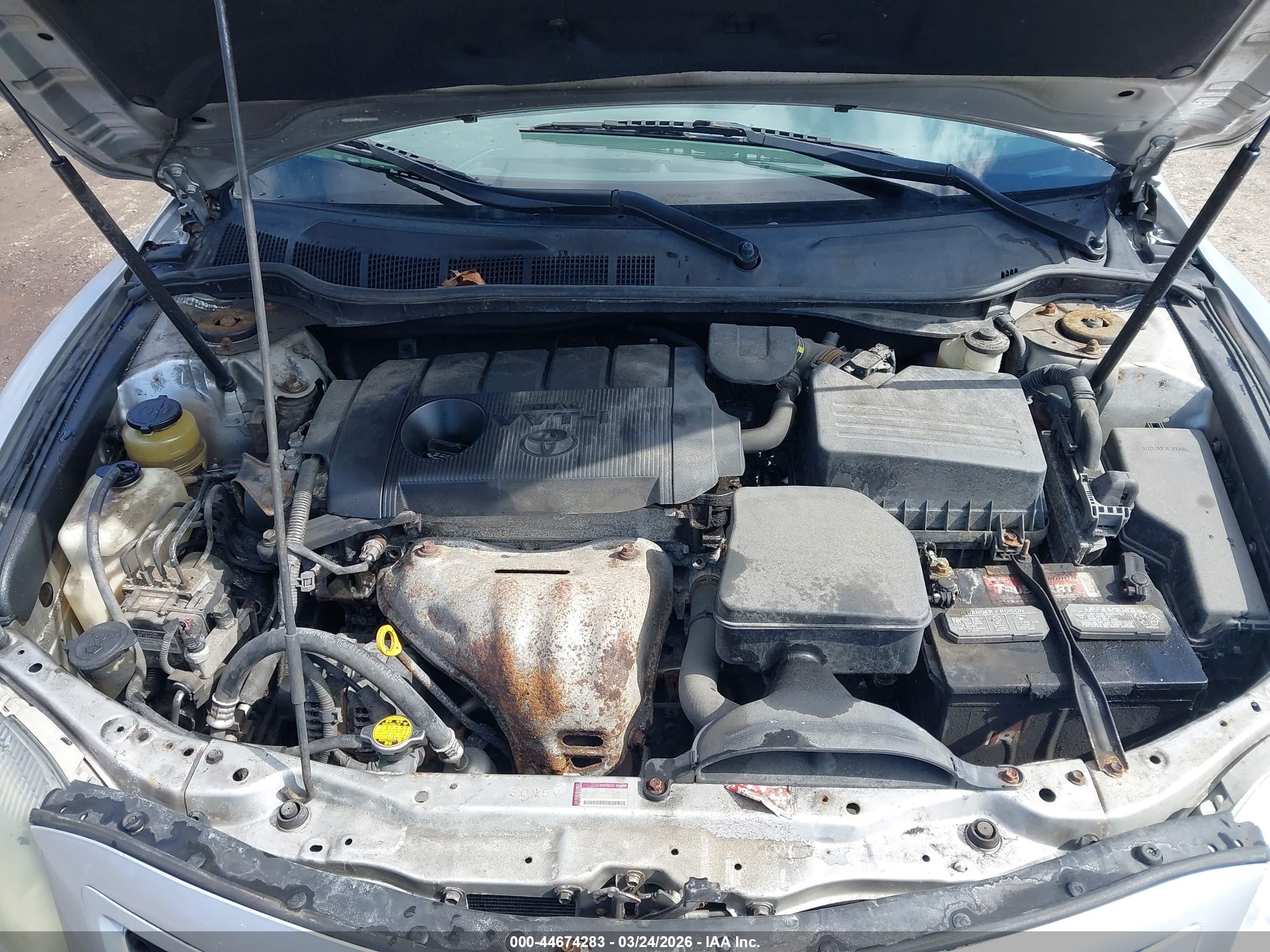 TOYOTA CAMRY image 10