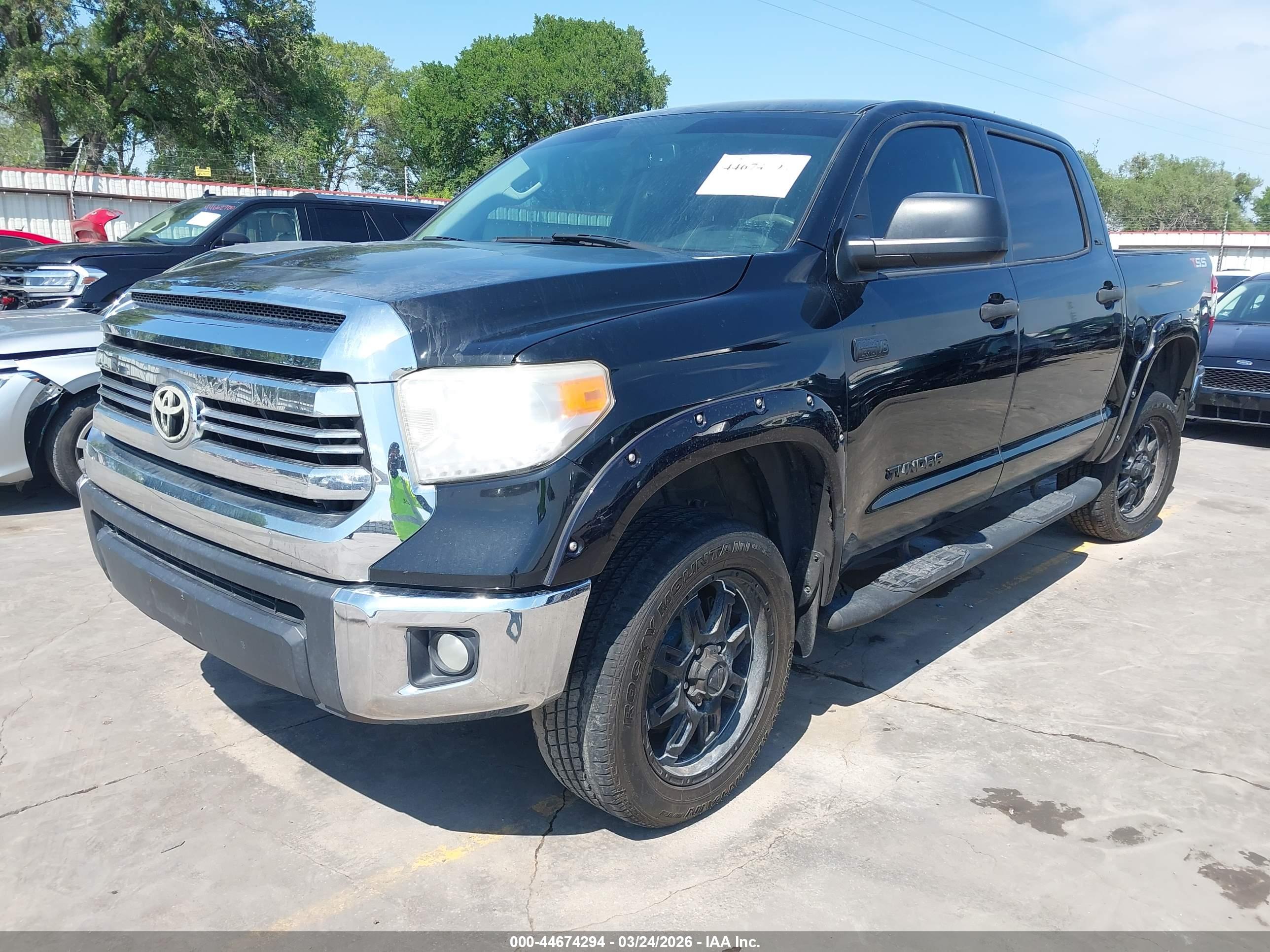 TOYOTA TUNDRA image 2