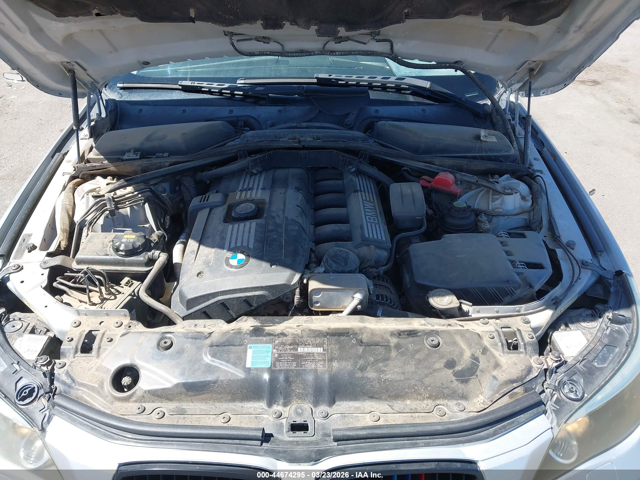 BMW 528I image 10