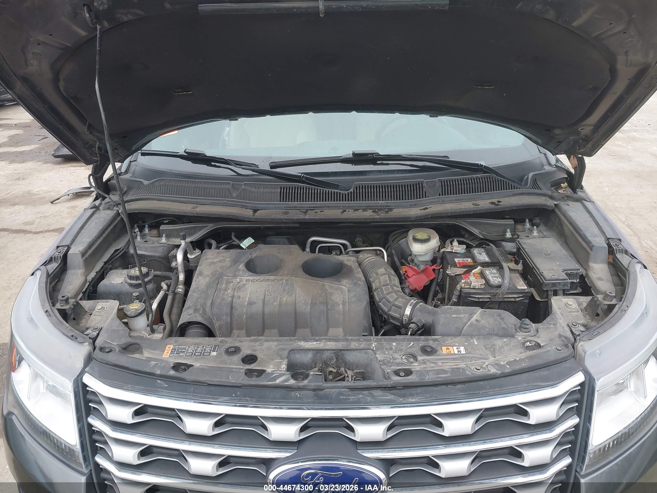 FORD EXPLORER image 10