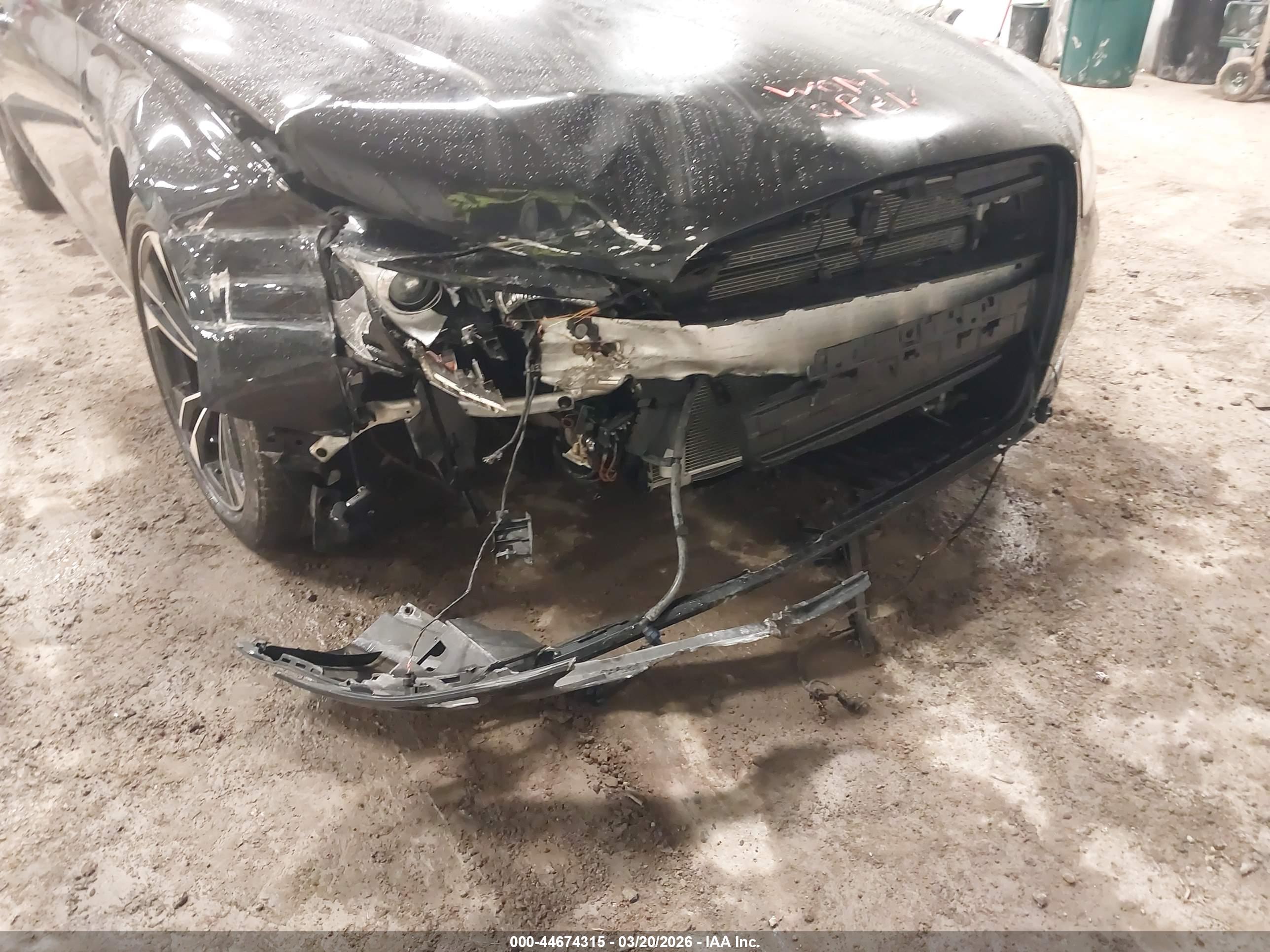 AUDI A8 image 6
