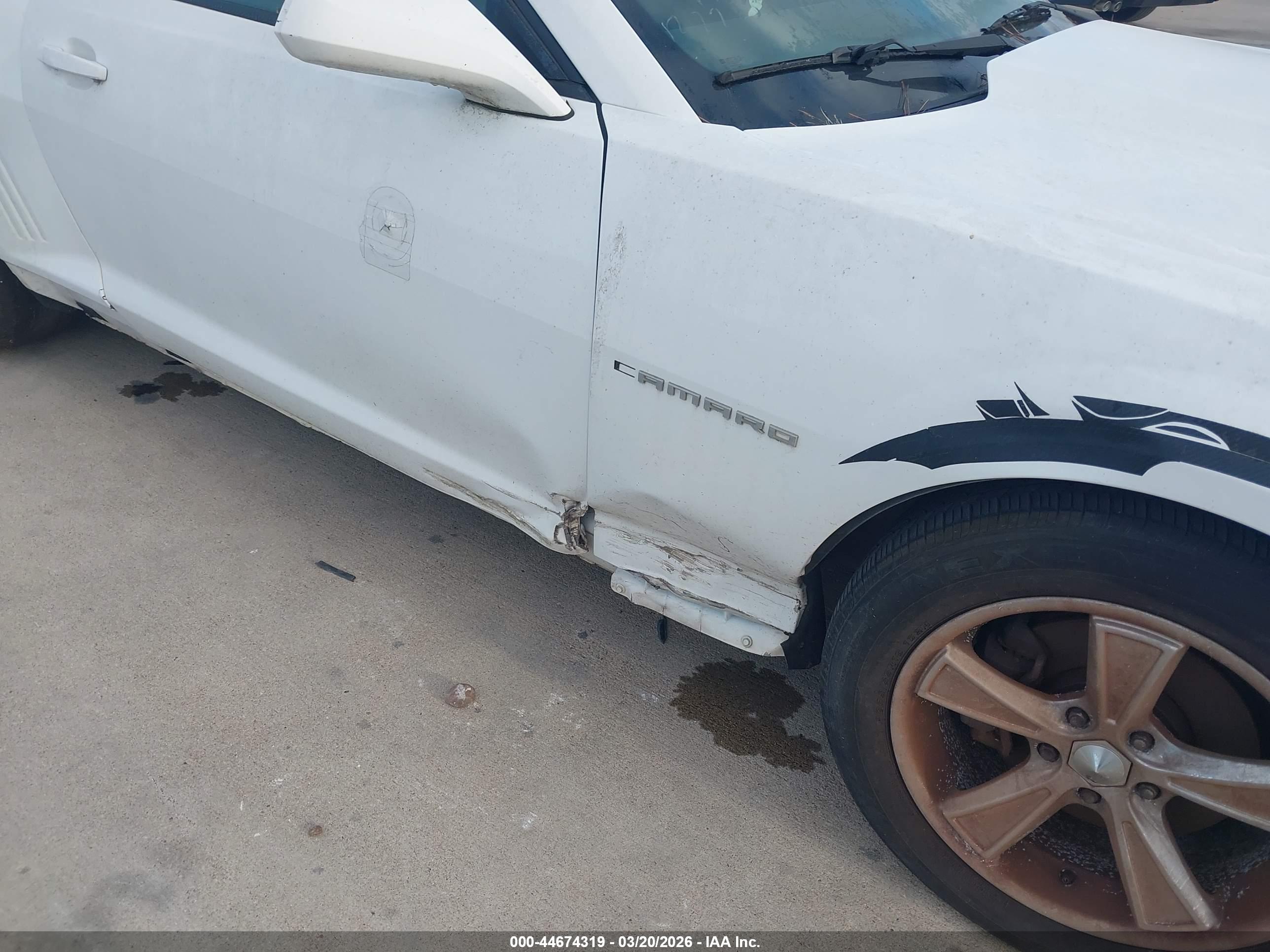 CHEVROLET CAMARO image 6
